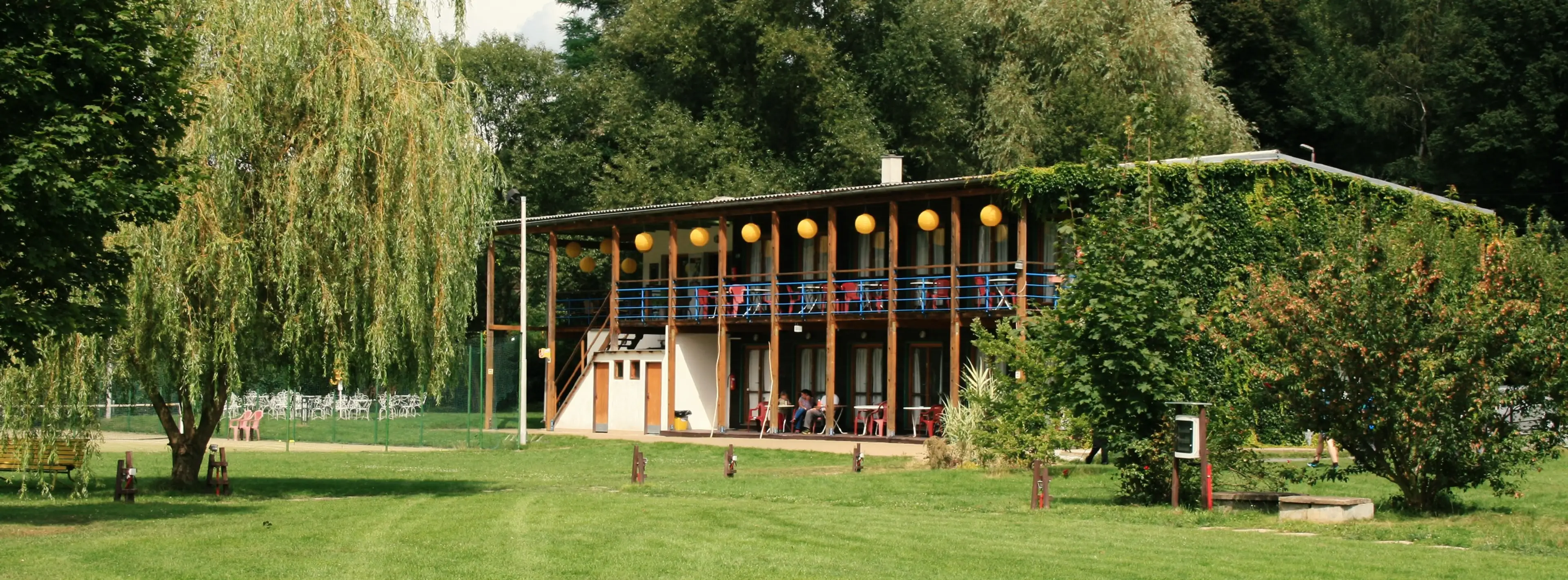 Rekreační areál Kemp Lávkapark carousel-image-1