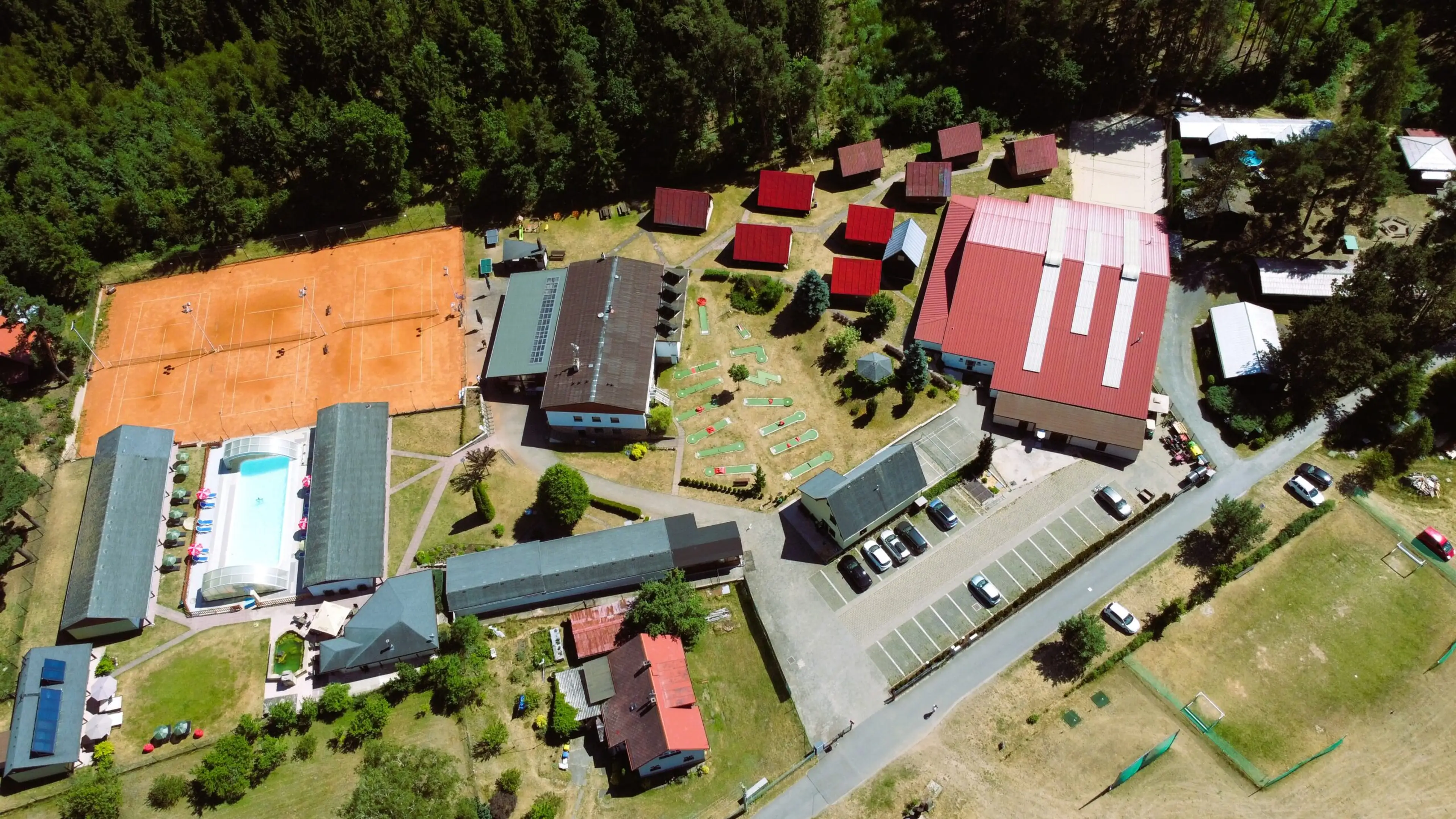 "RÁJ" sportovní a rekreační resort Srbsko/Branžež carousel-image-7