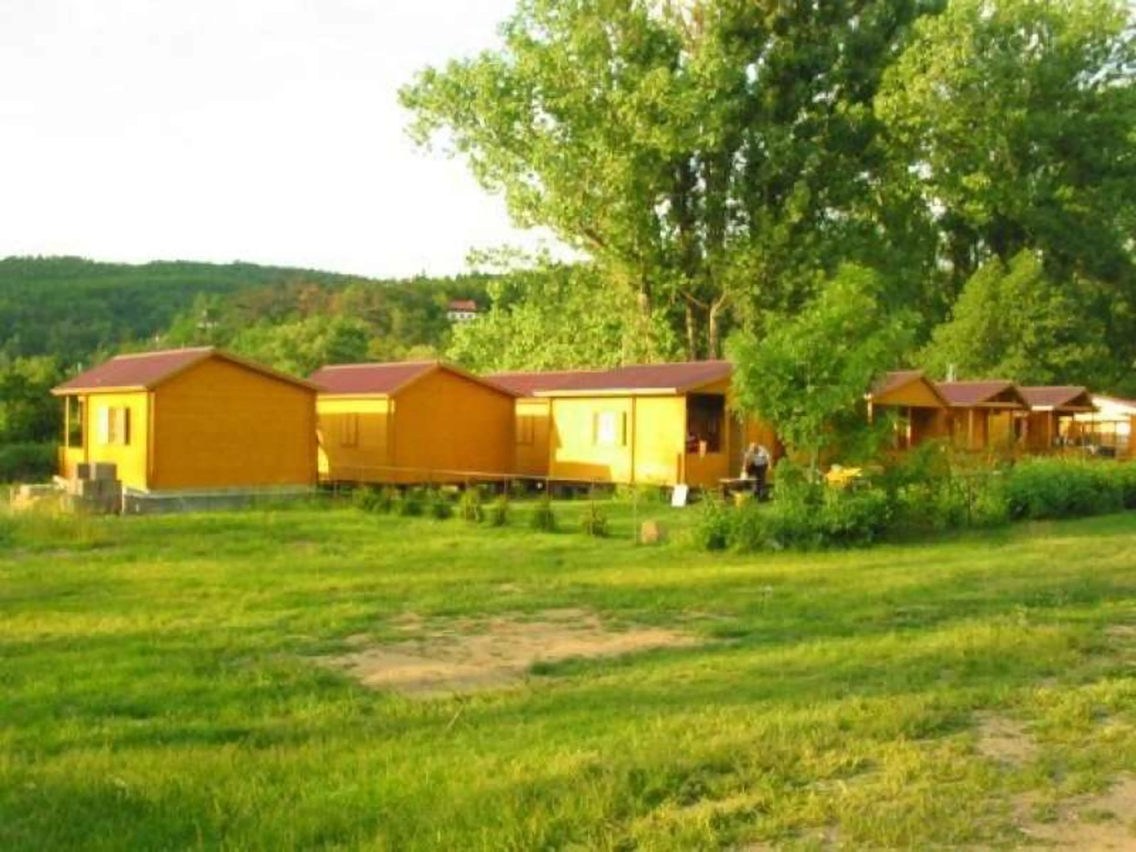 Autocamp Ostrov – Zadní Třebaň carousel-image-12