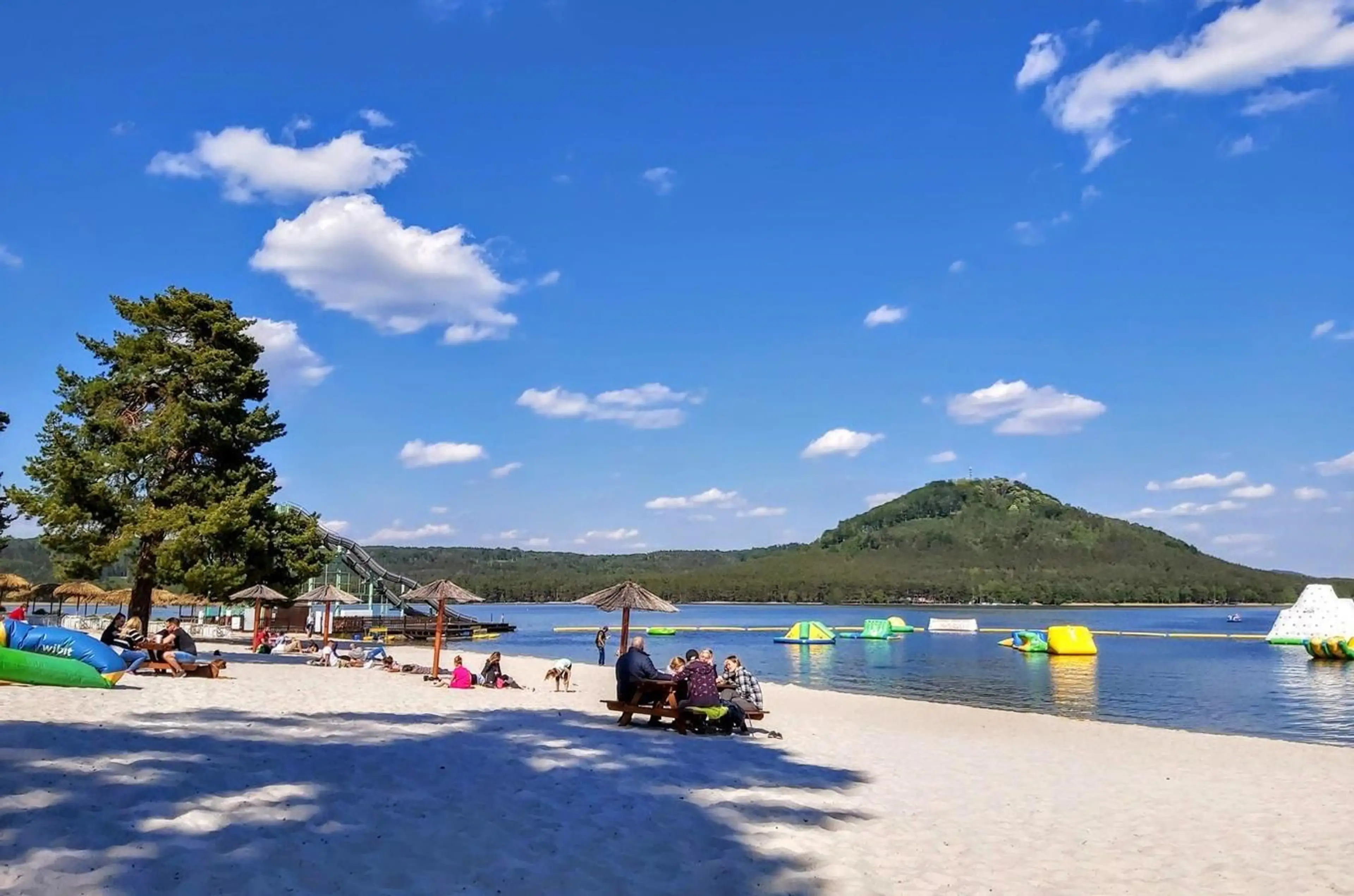První dvě chatky - Máchovo jezero carousel-image-21