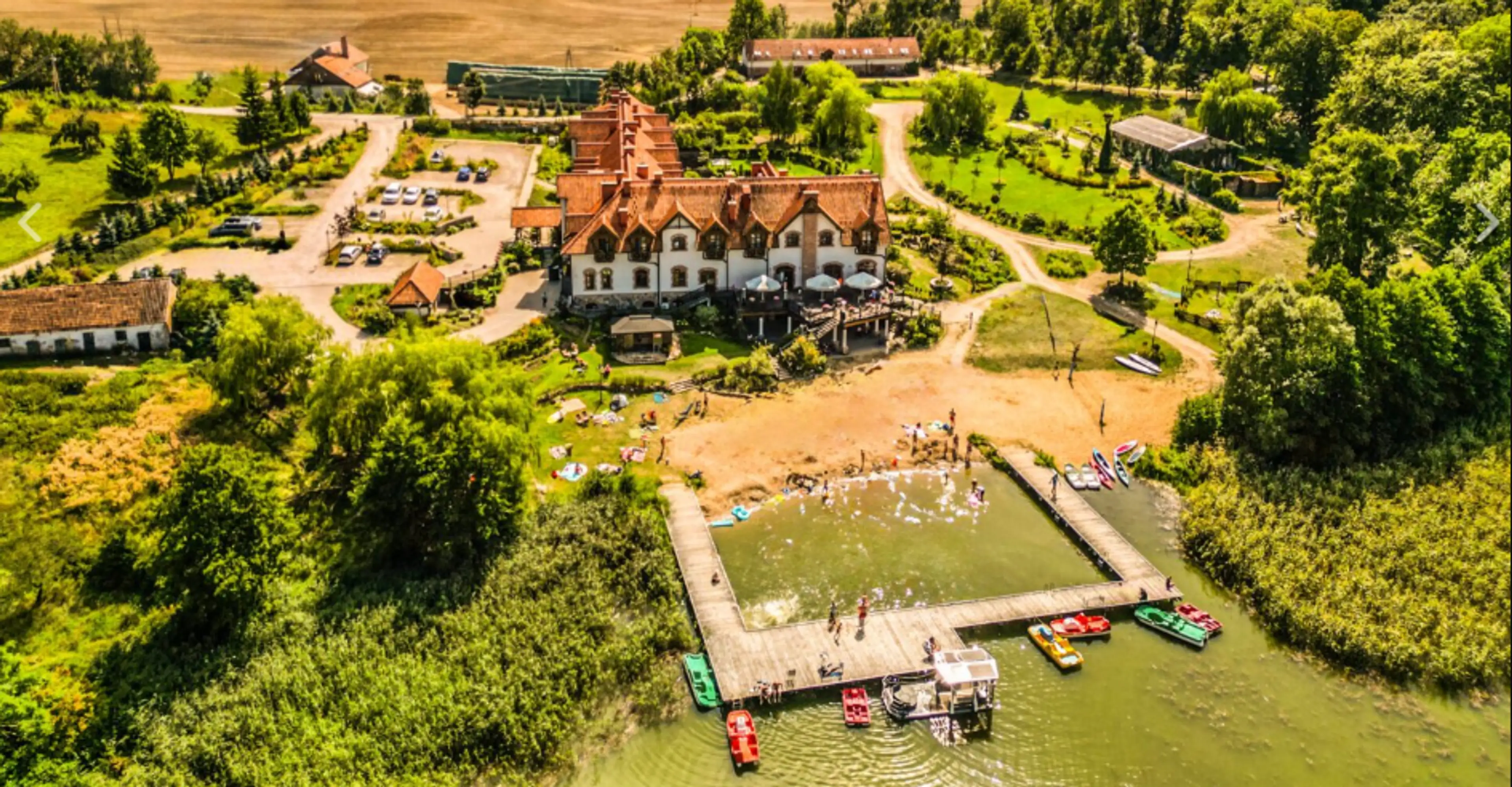 Folwark Lekuk Resort carousel-image-1