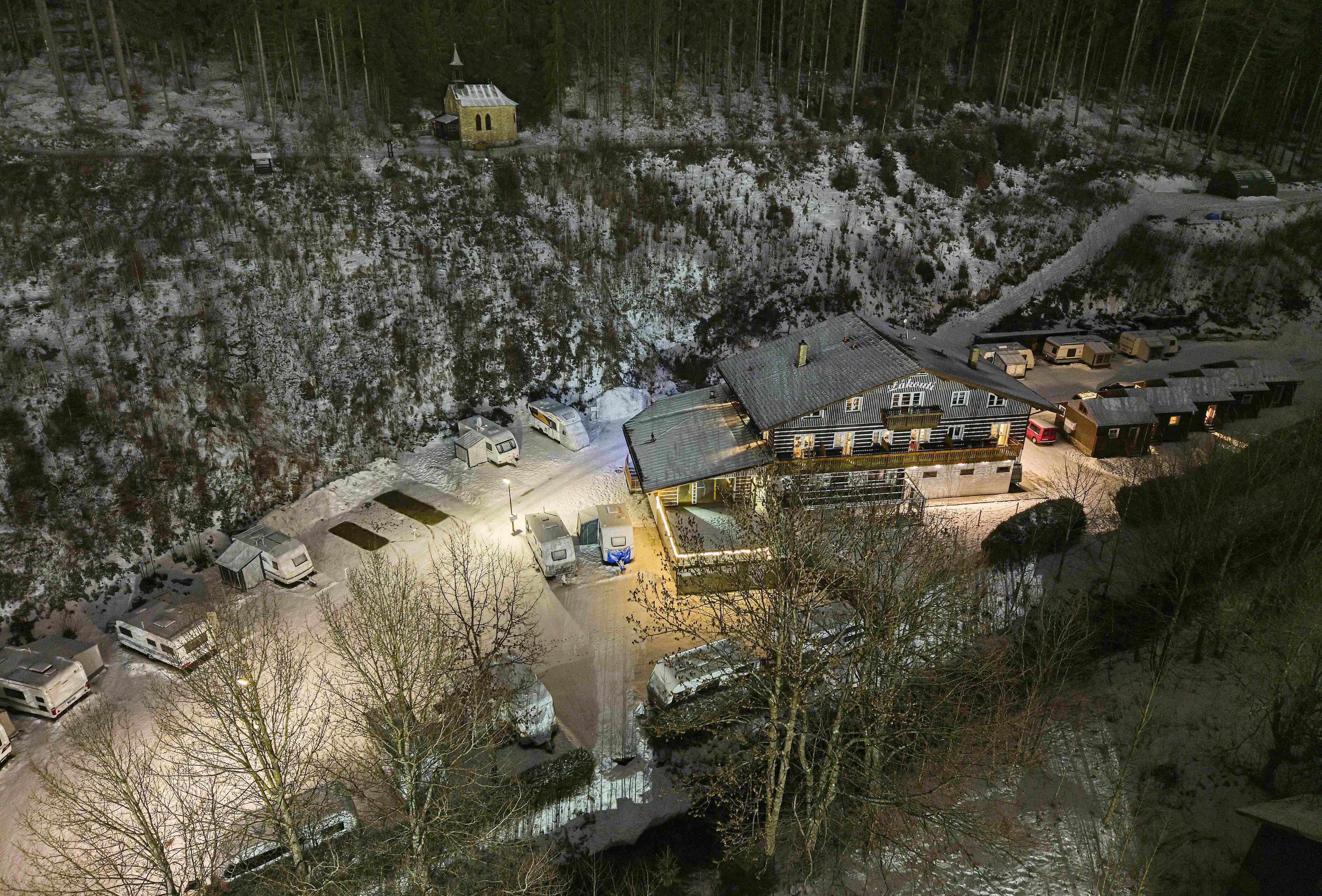 Zákoutí Apartmány Chatky Kemp carousel-image-17