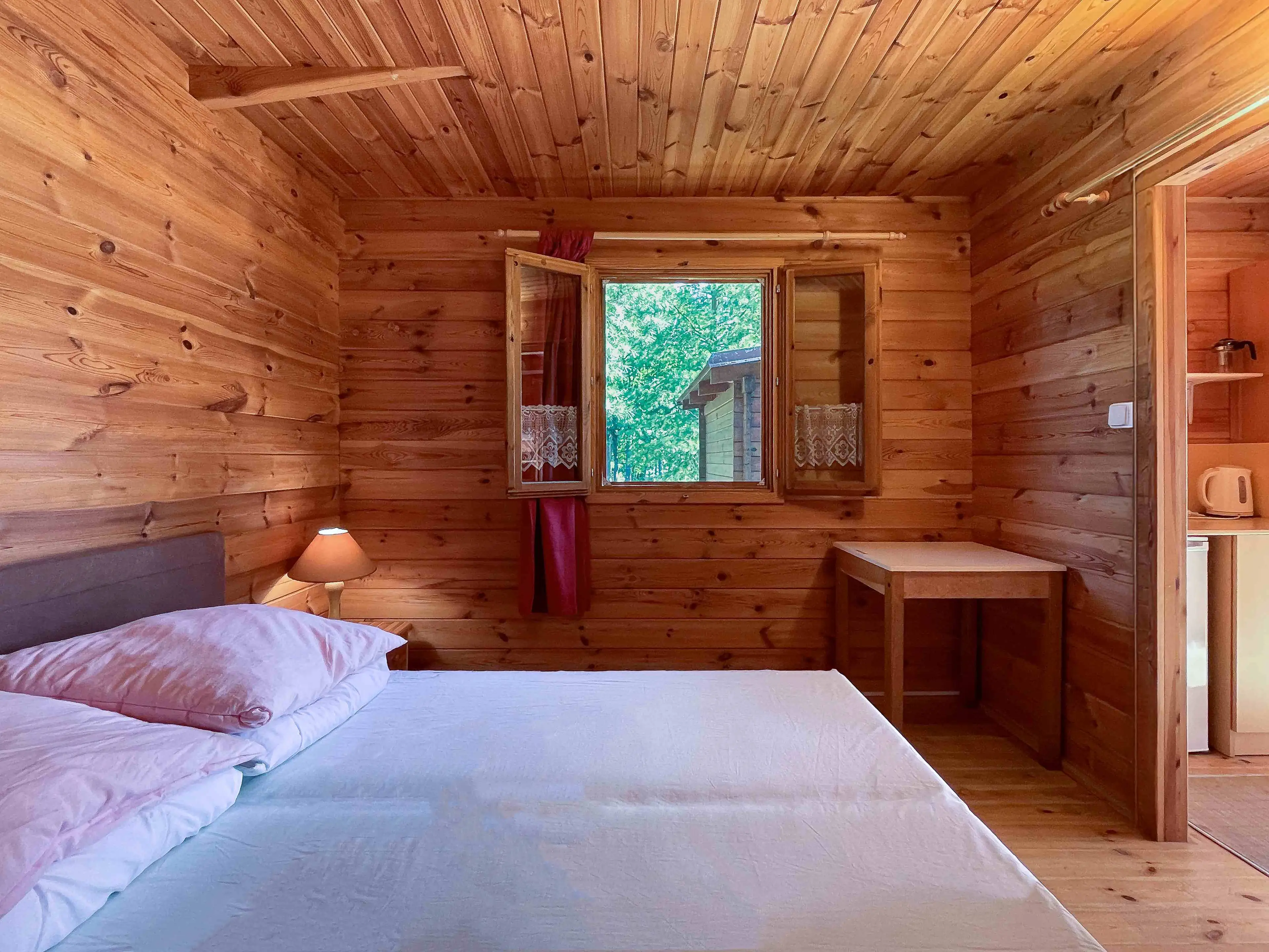 Kemp Březák carousel-image-15