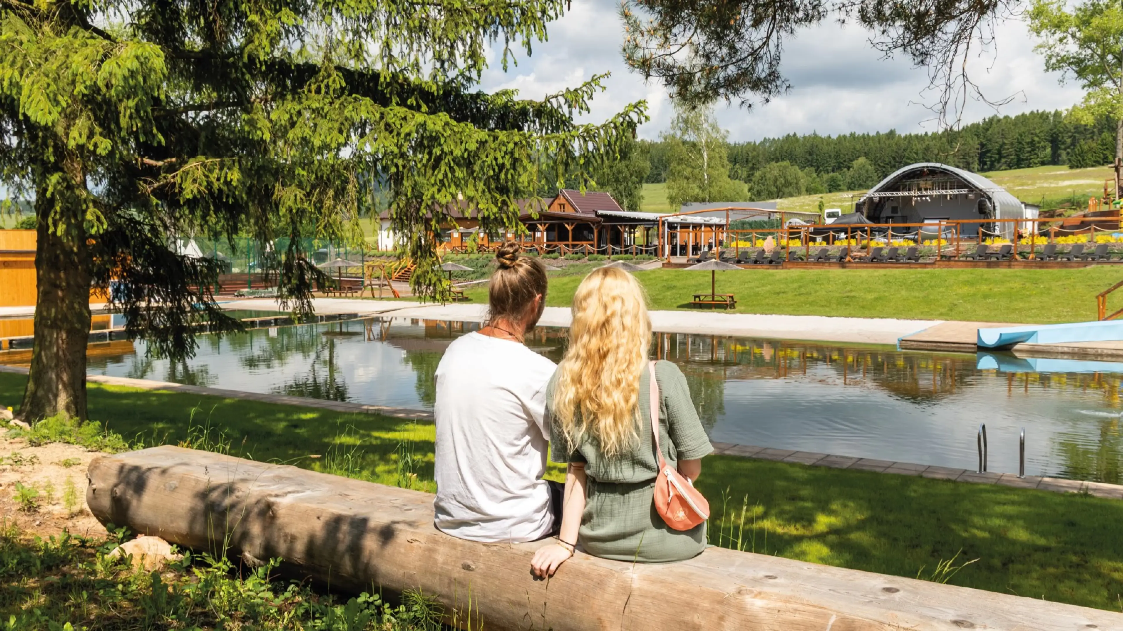 Kemp a rekreační areál KOUPÁLO Janovičky carousel-image-2