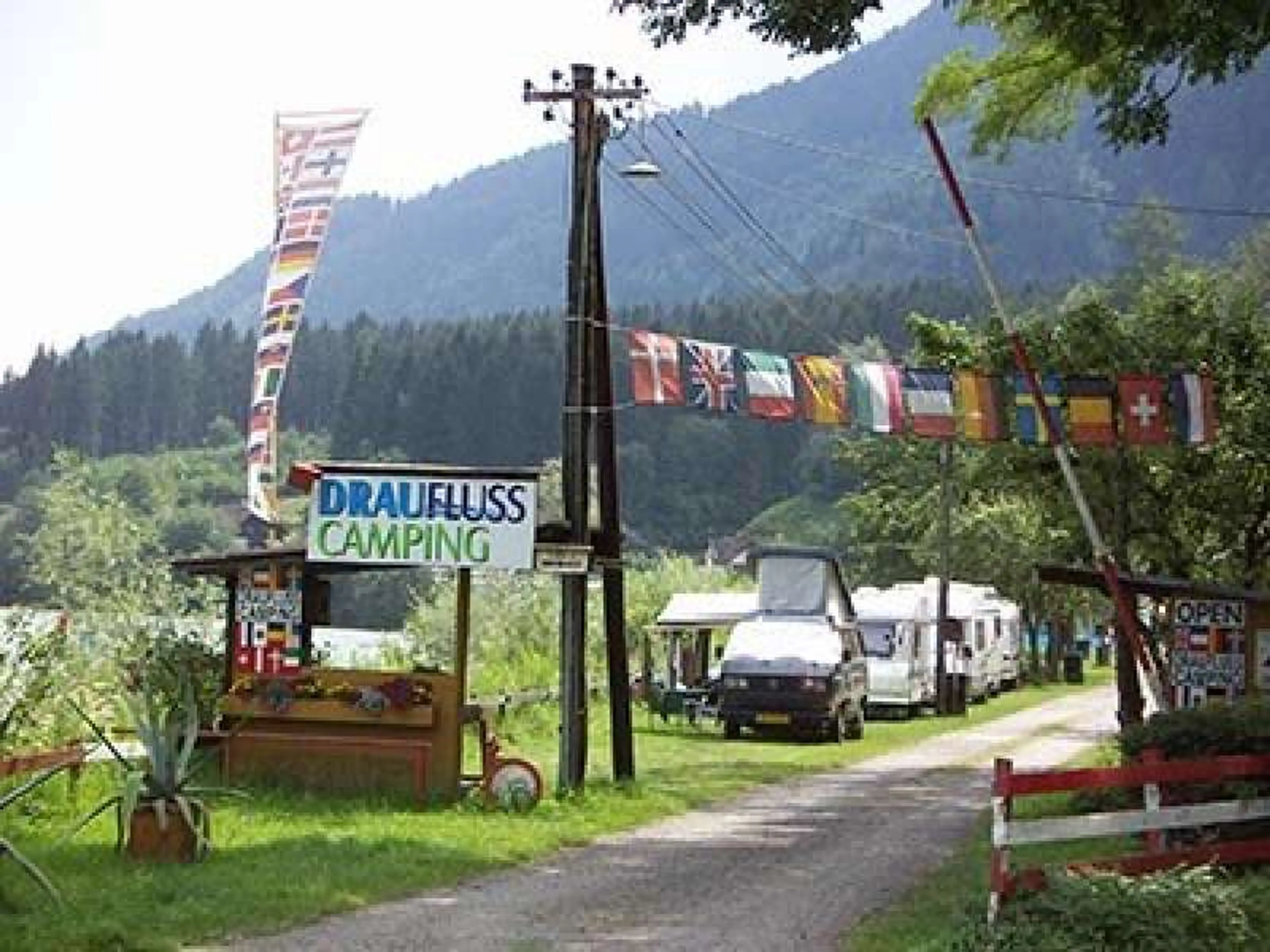 Campsite Draufluss carousel-image-1