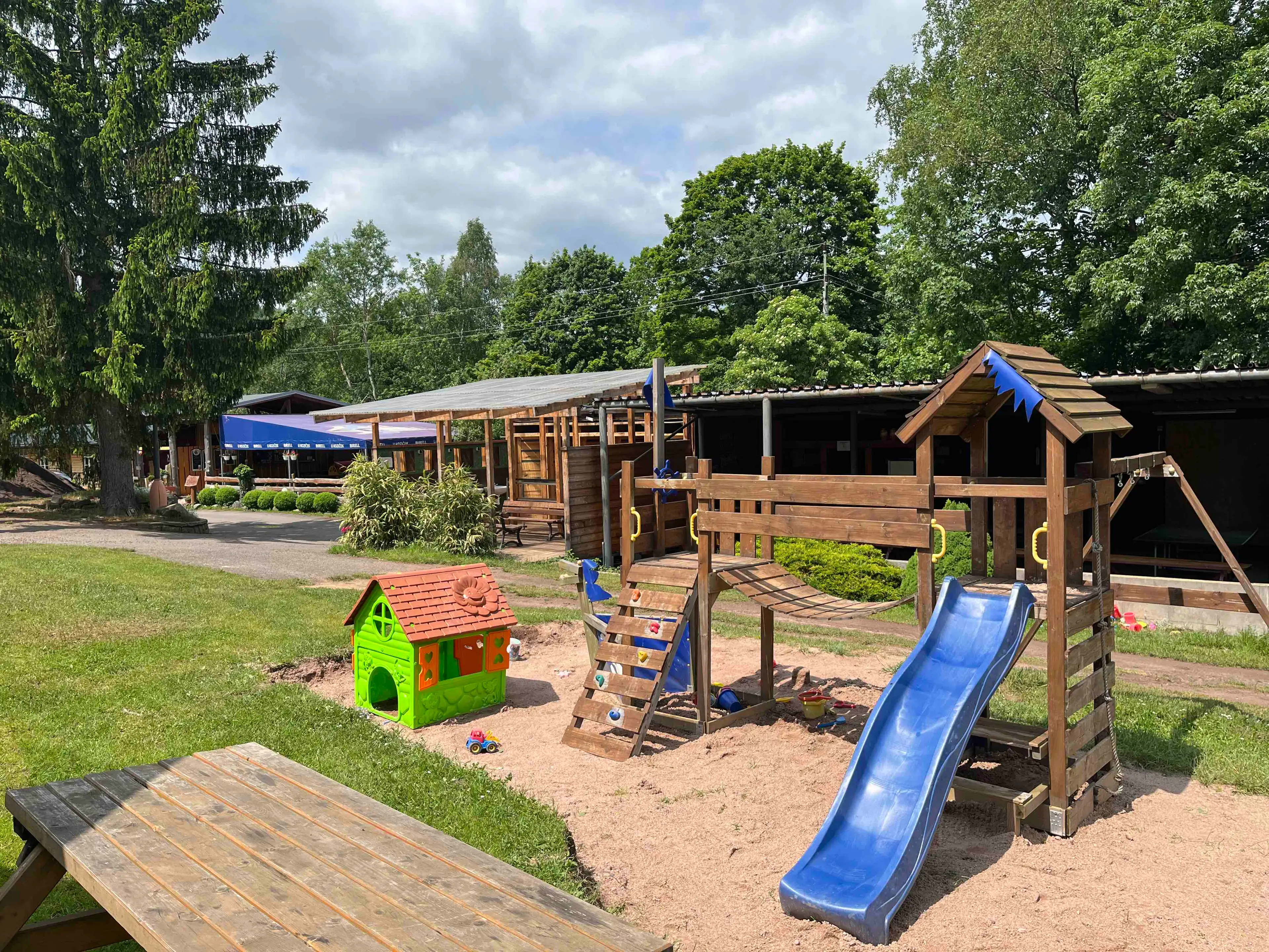Camp KAMENEC carousel-image-34