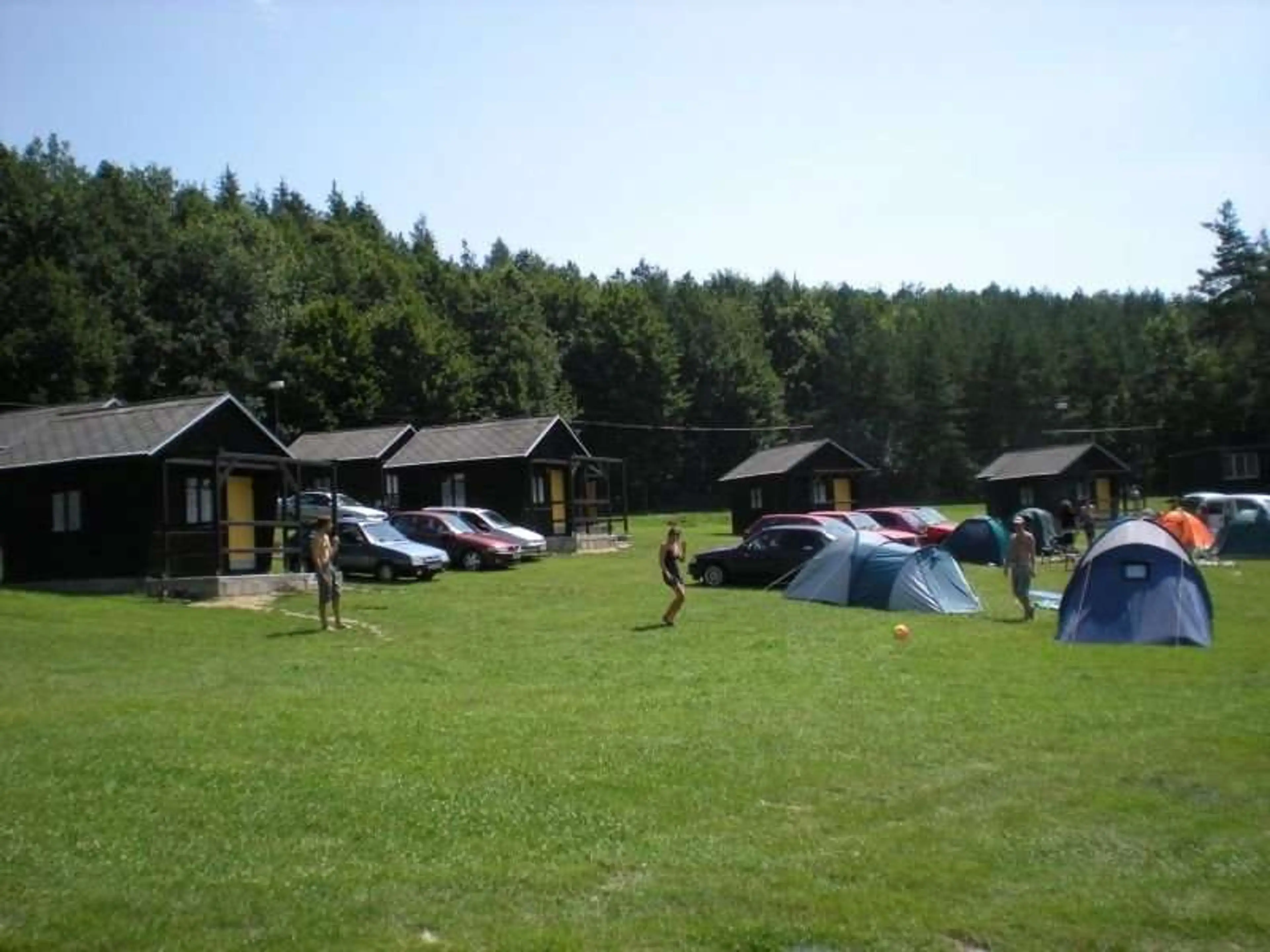 Autocamp Wilsonka na Dalešické přehradě carousel-image-1