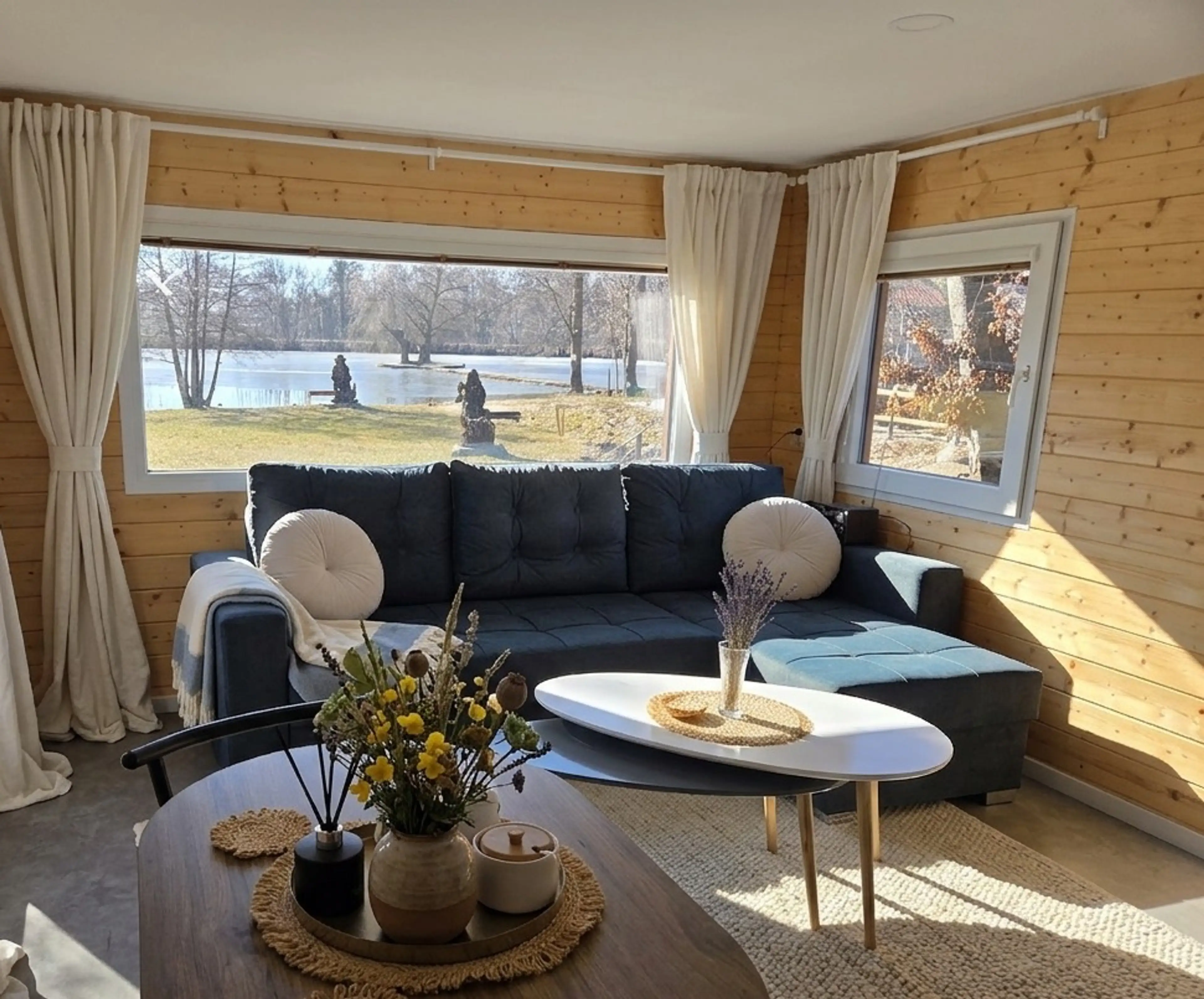 Kemp U zámku Meziměstí carousel-image-9