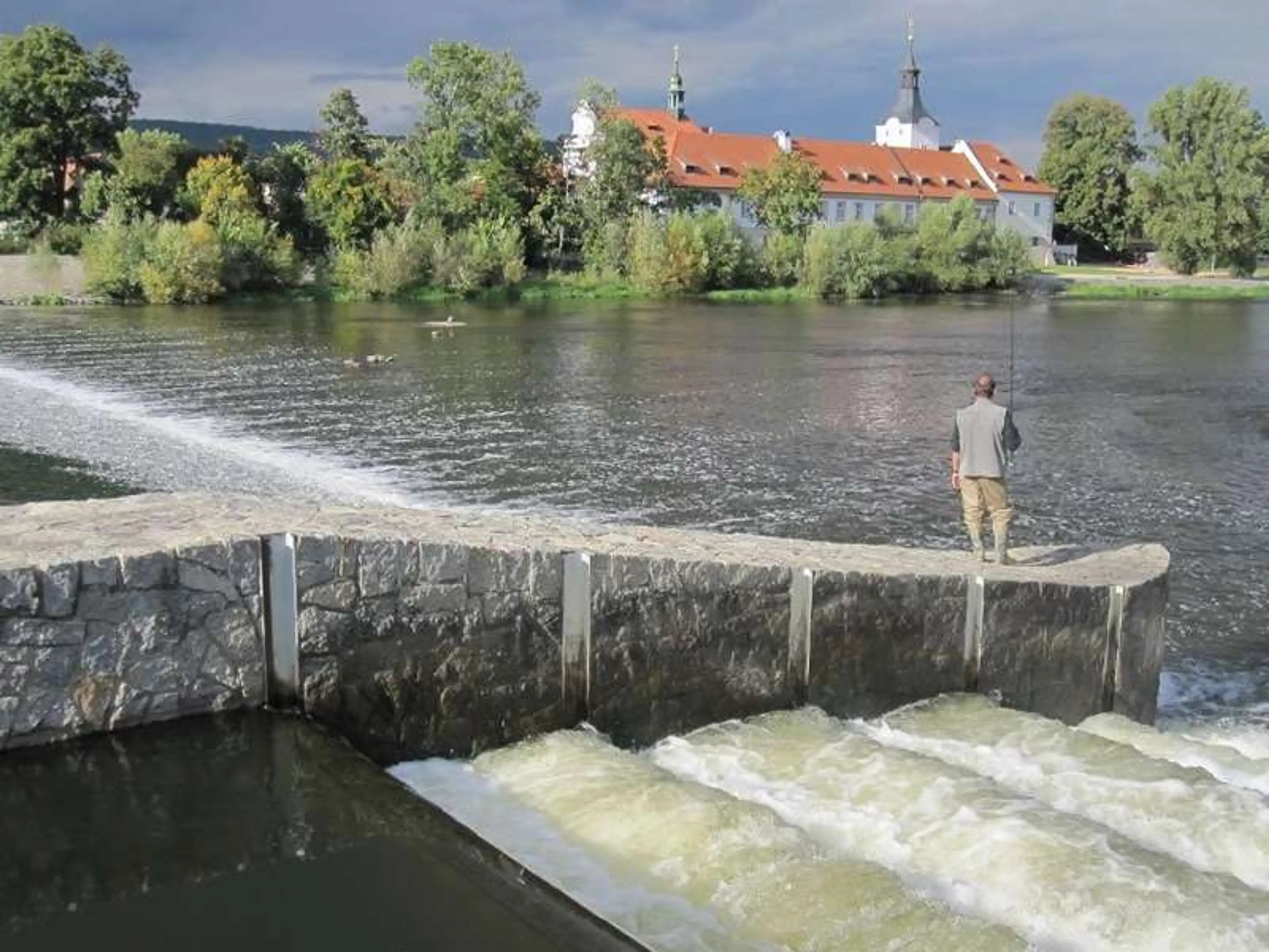 CAMP DOBŘICHOVICE JEZ carousel-image-7