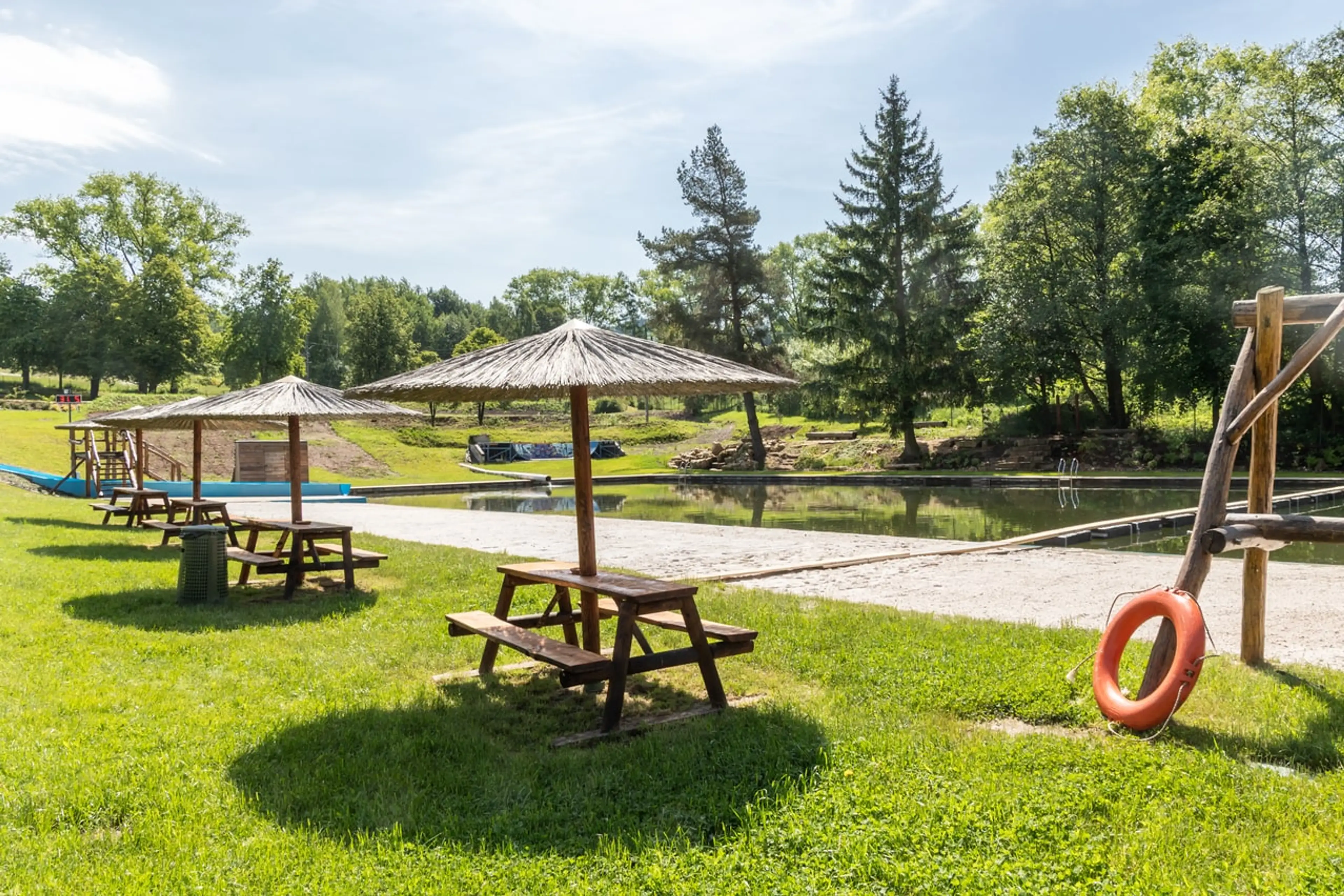 Kemp a rekreační areál KOUPÁLO Janovičky carousel-image-4