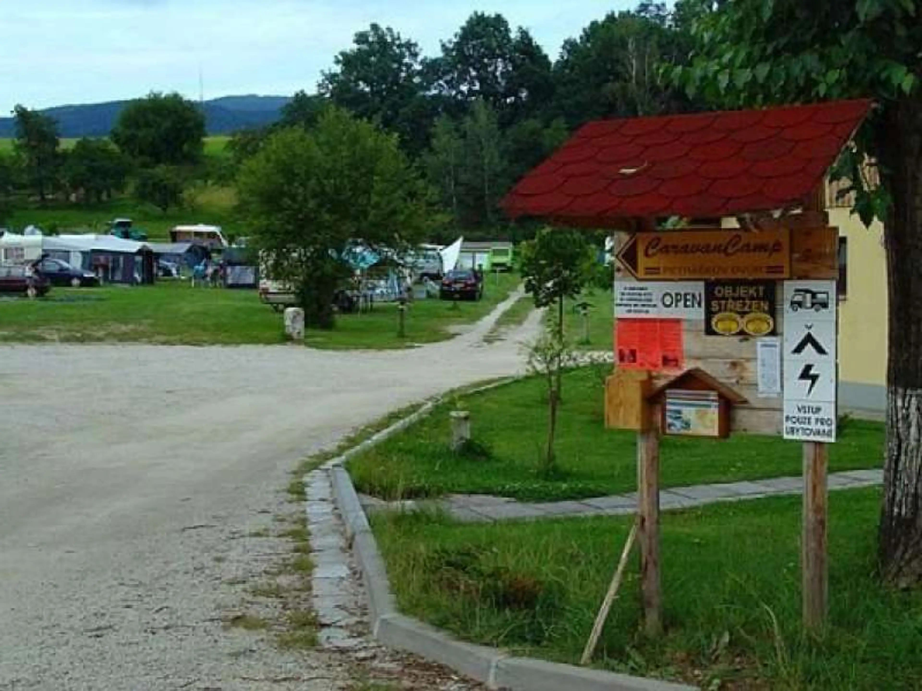 Caravan Camp Petráškův Dvůr carousel-image-10