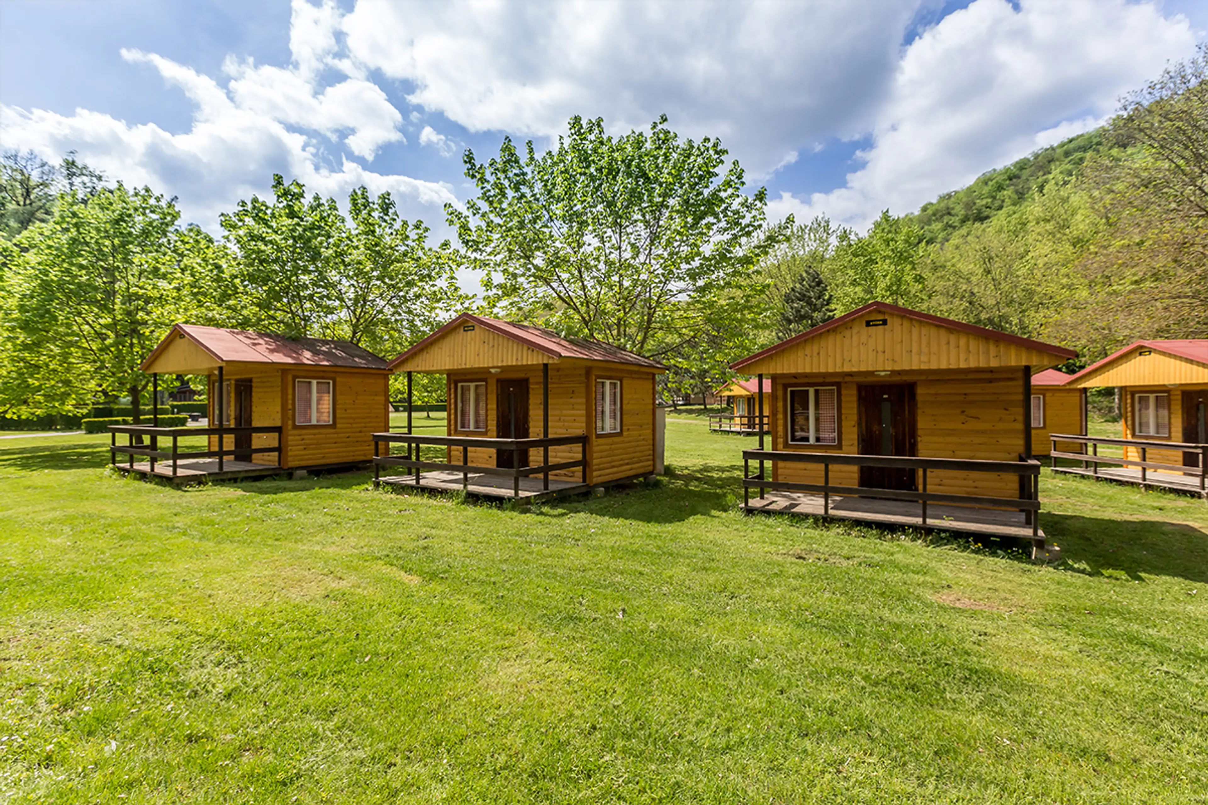 Camp Bítov - Vranovská přehrada carousel-image-1