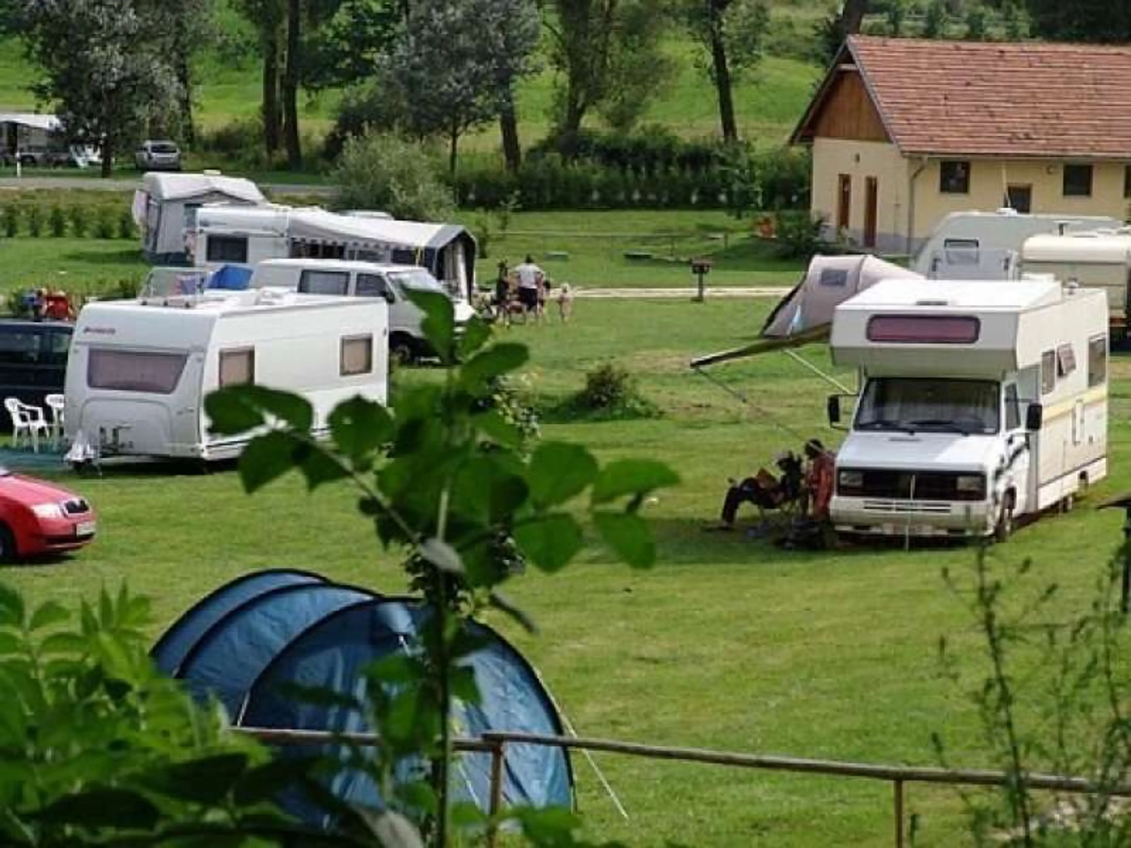 Caravan Camp Petráškův Dvůr carousel-image-7