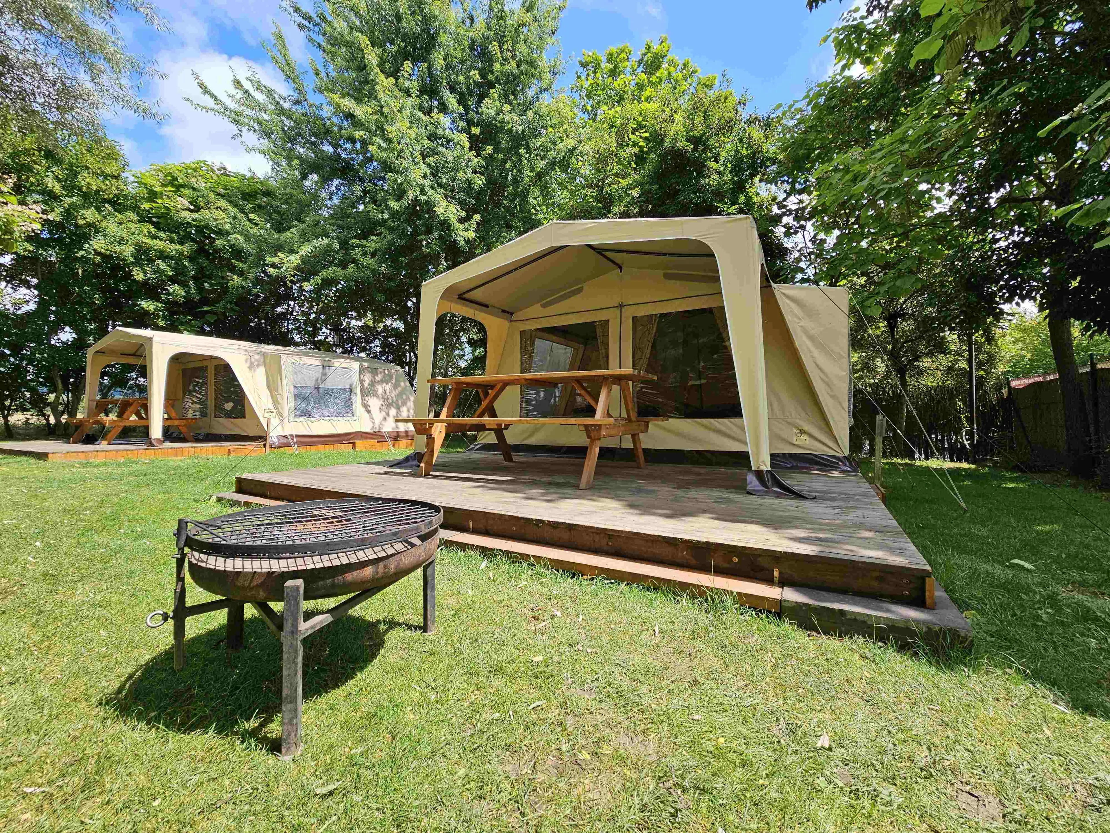 SAFARI PARK carousel-image-5