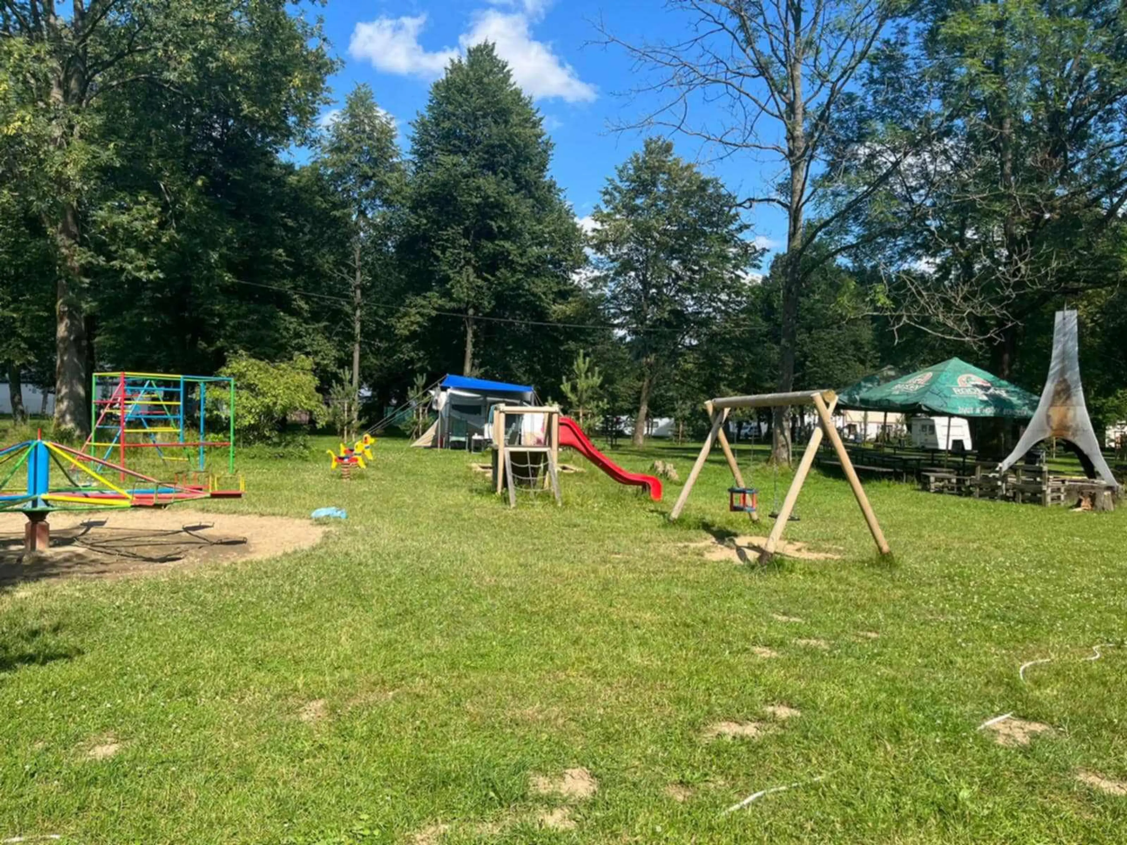 Camp Sport carousel-image-35