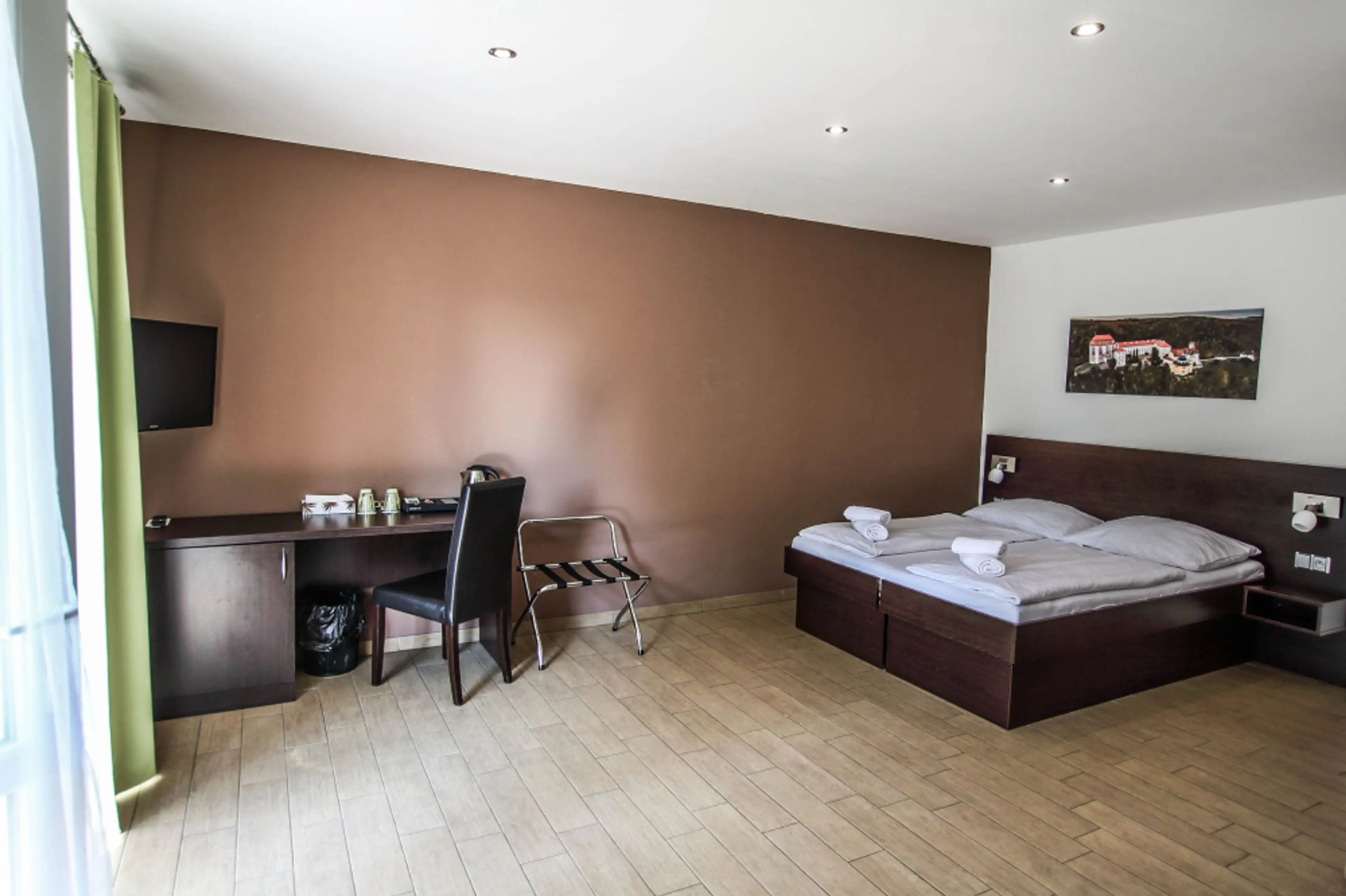 Resort M - Vranovská přehrada carousel-image-20