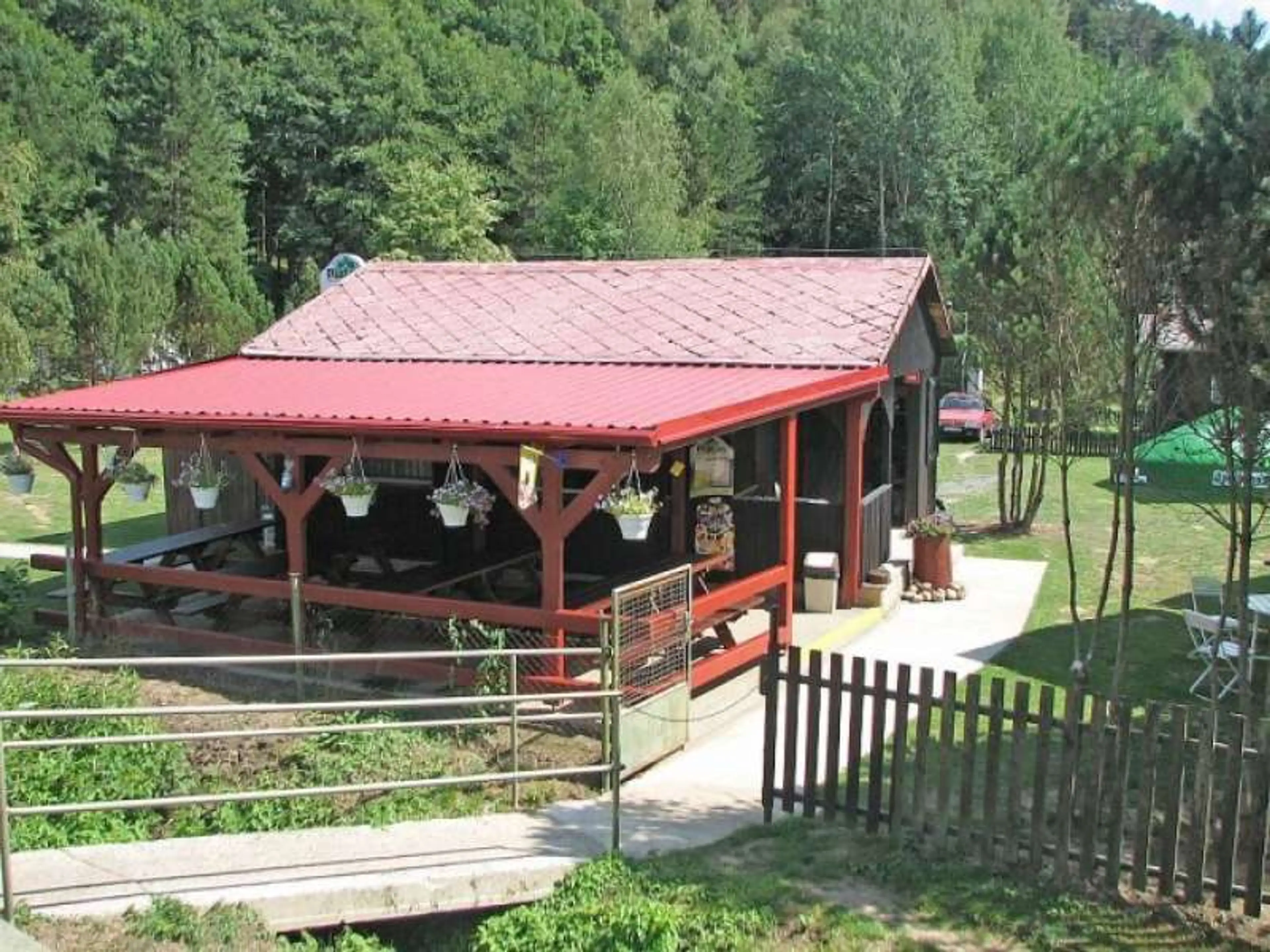 Kemp Dobronice carousel-image-1