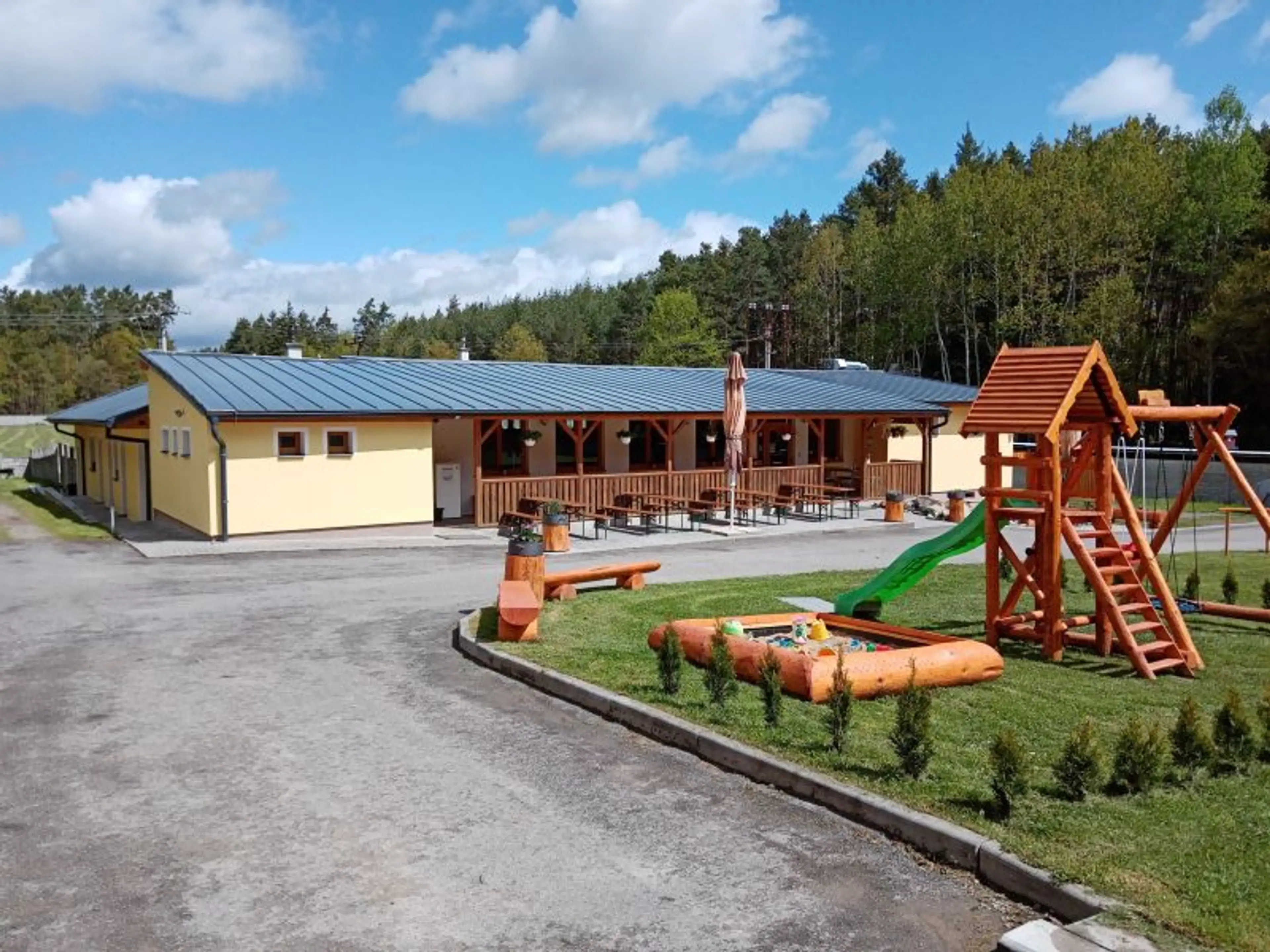RANČ ESADERA carousel-image-1