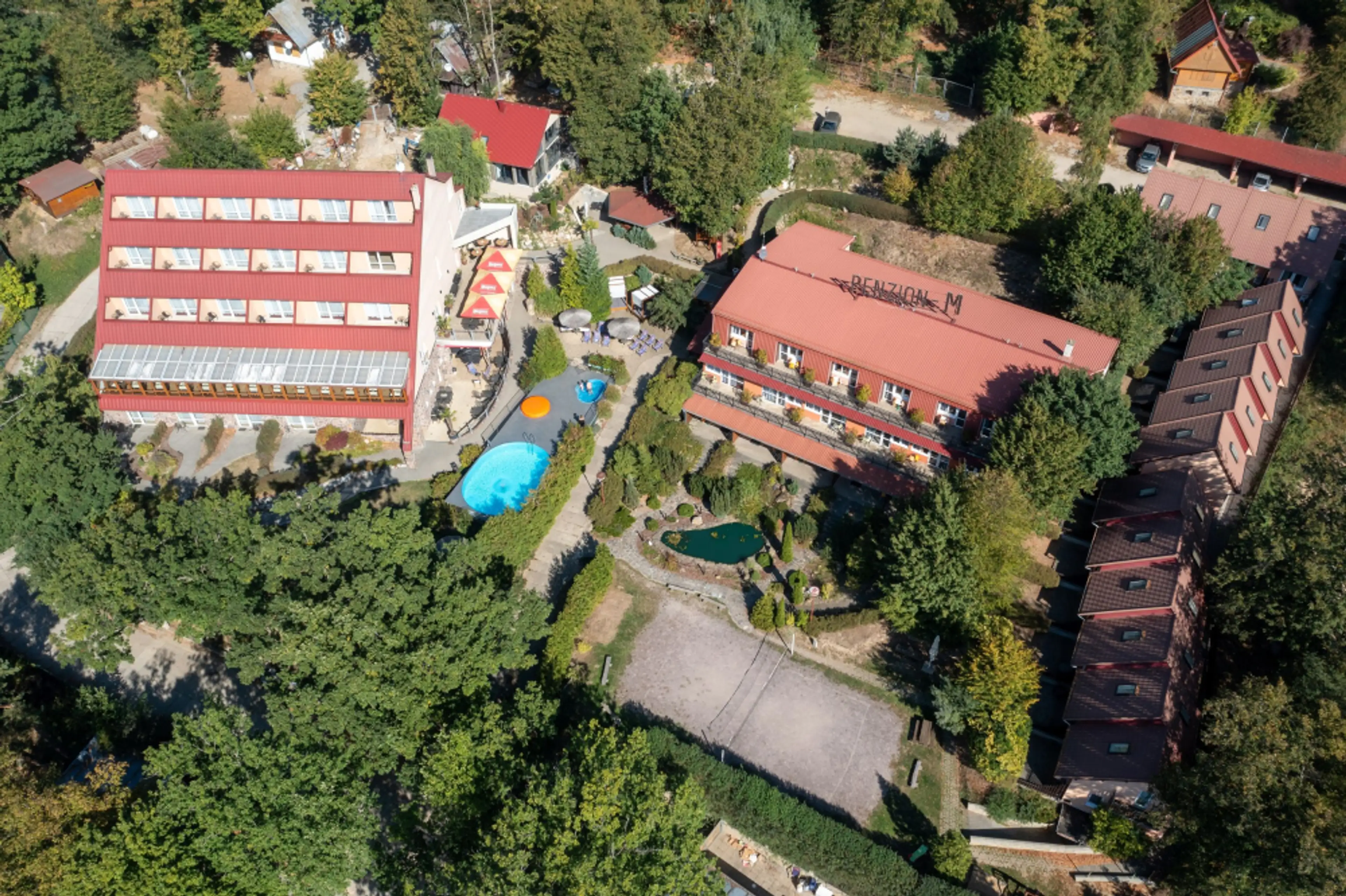 Resort M - Vranovská přehrada carousel-image-15