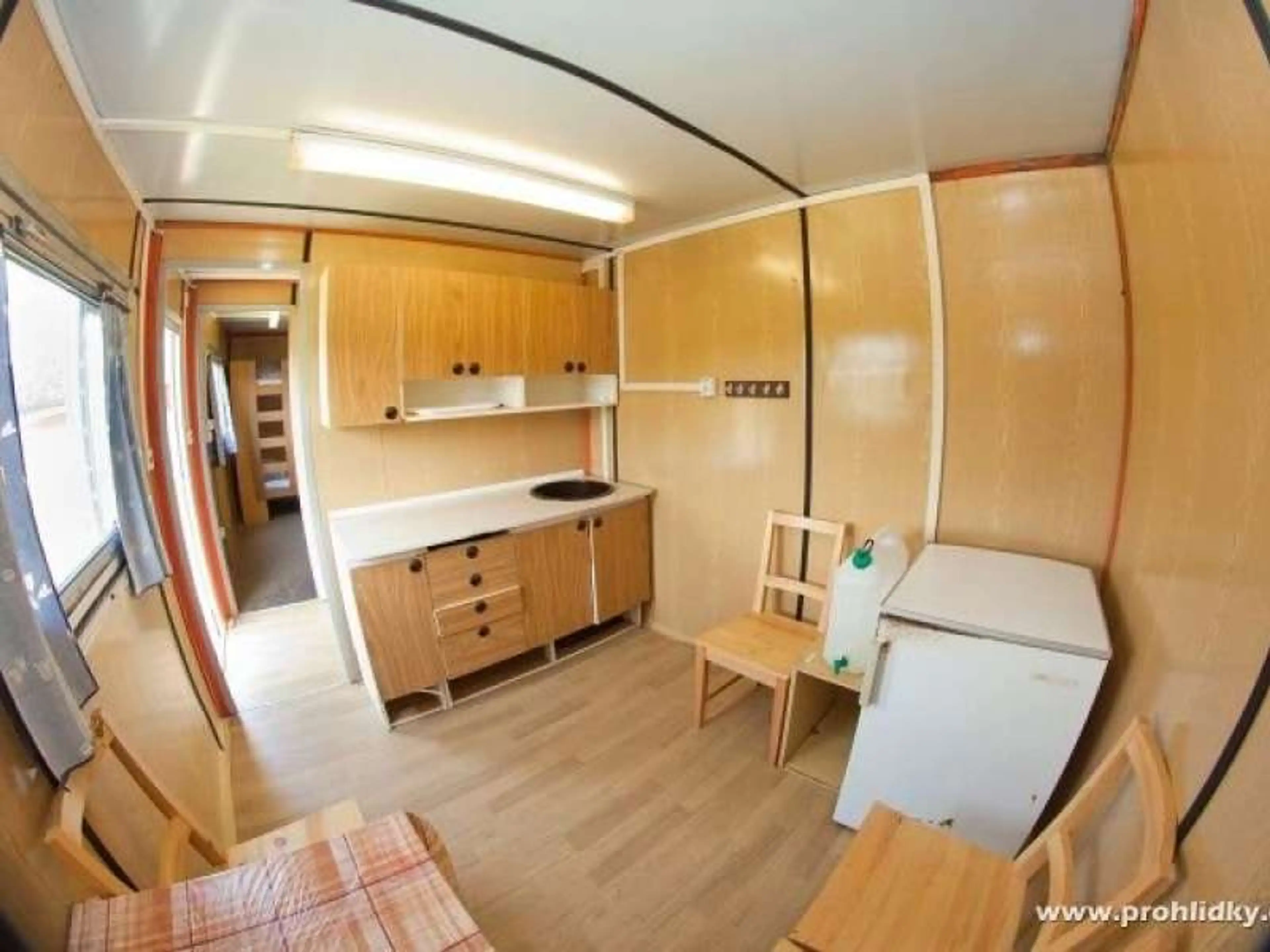 Autocamp Wilsonka na Dalešické přehradě carousel-image-20