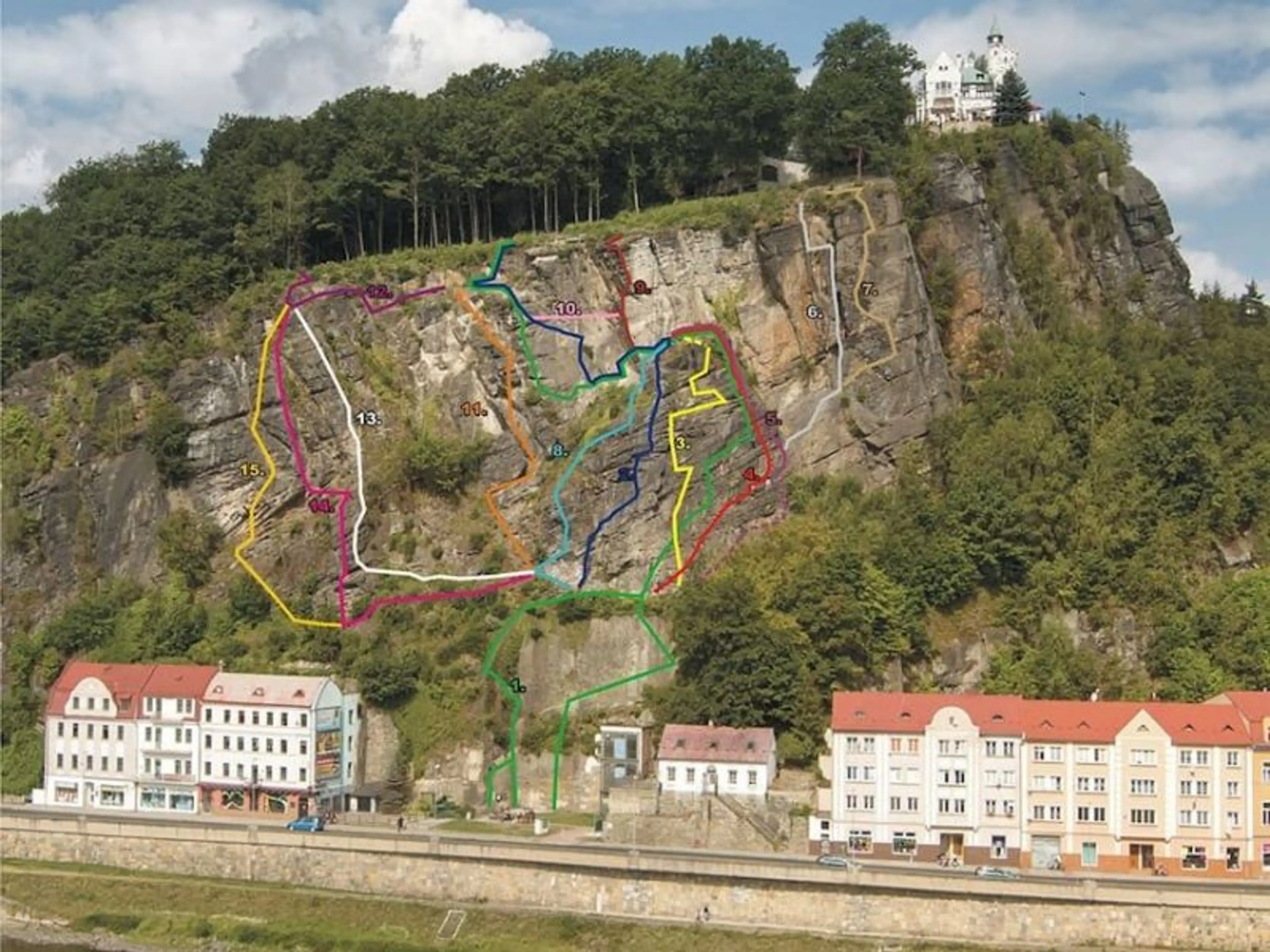 Karavanový plac Děčín carousel-image-5