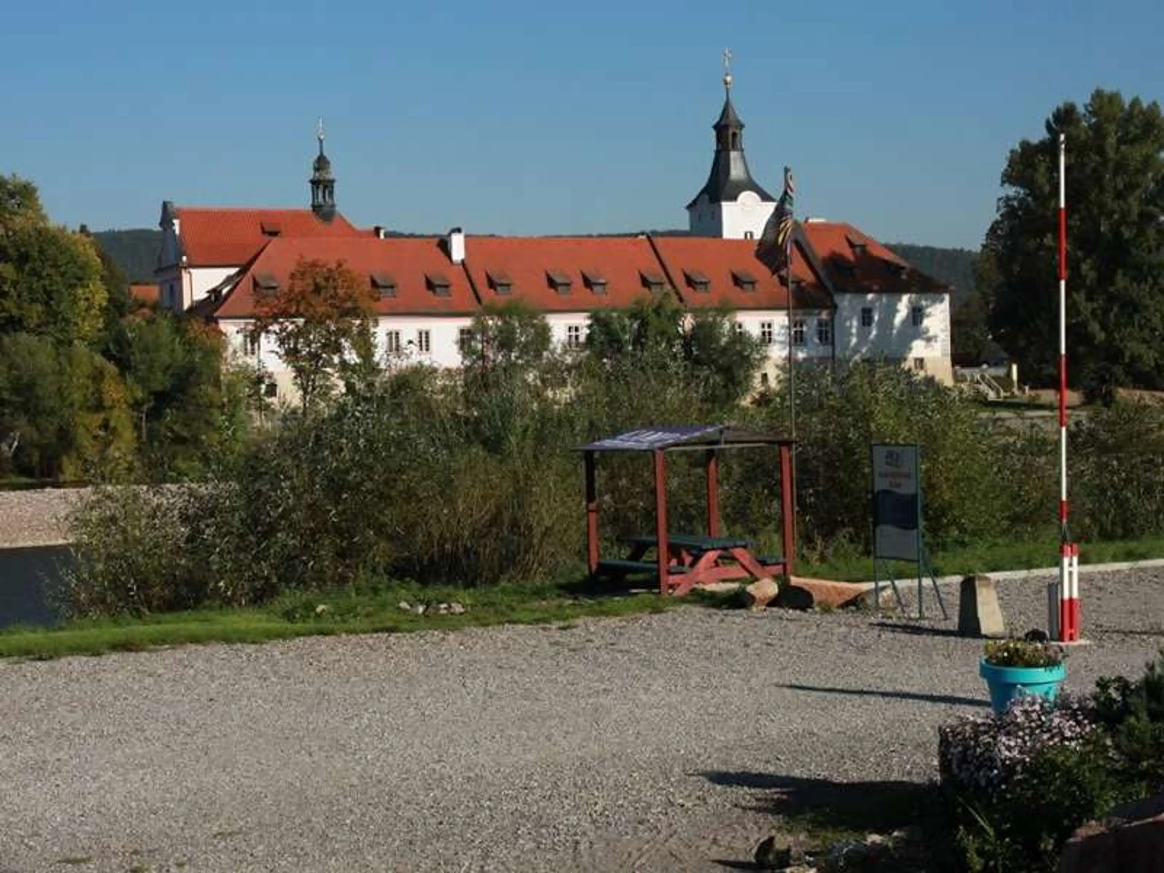 CAMP DOBŘICHOVICE JEZ carousel-image-10