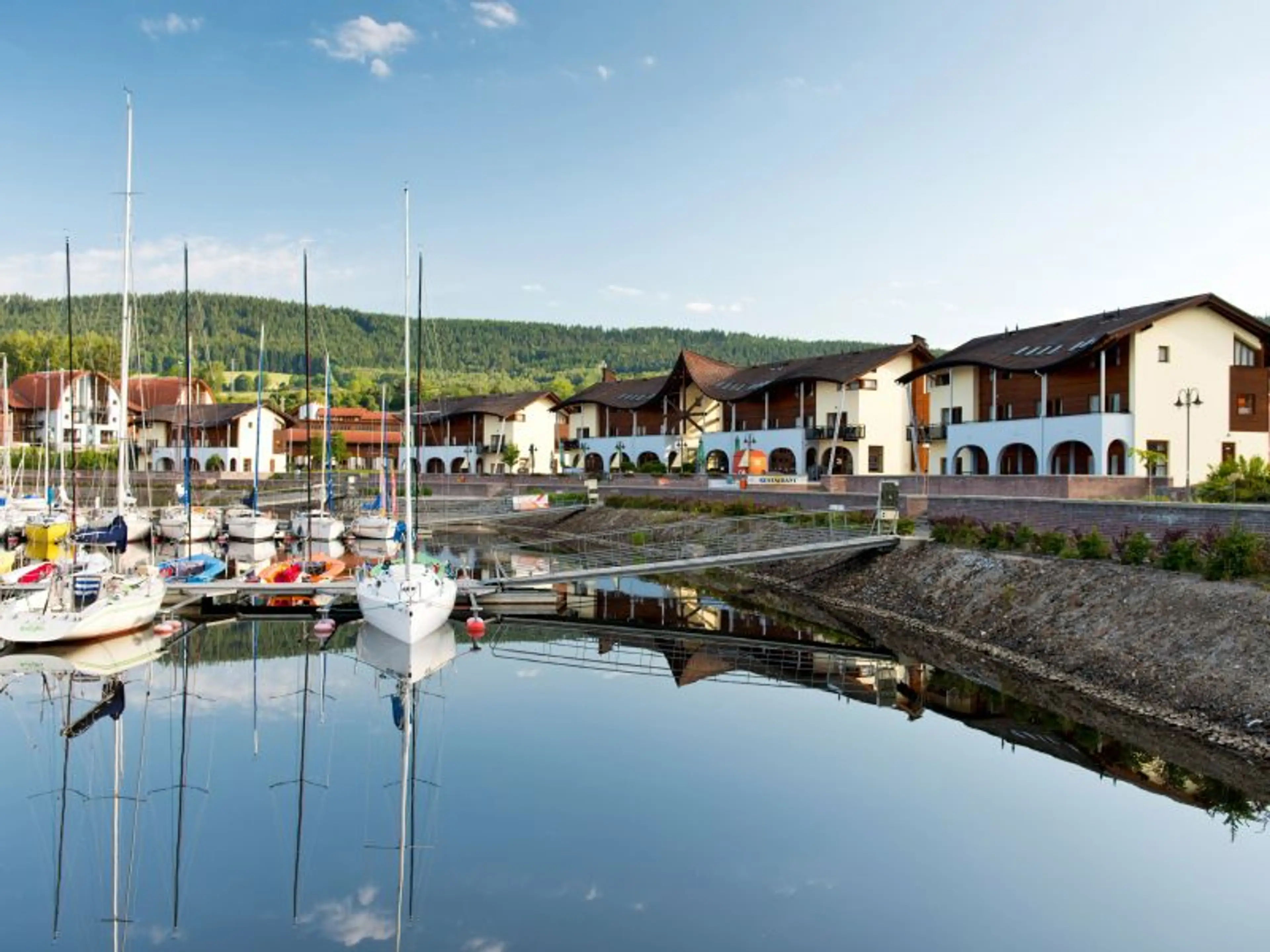 Marina Lipno Resort carousel-image-18