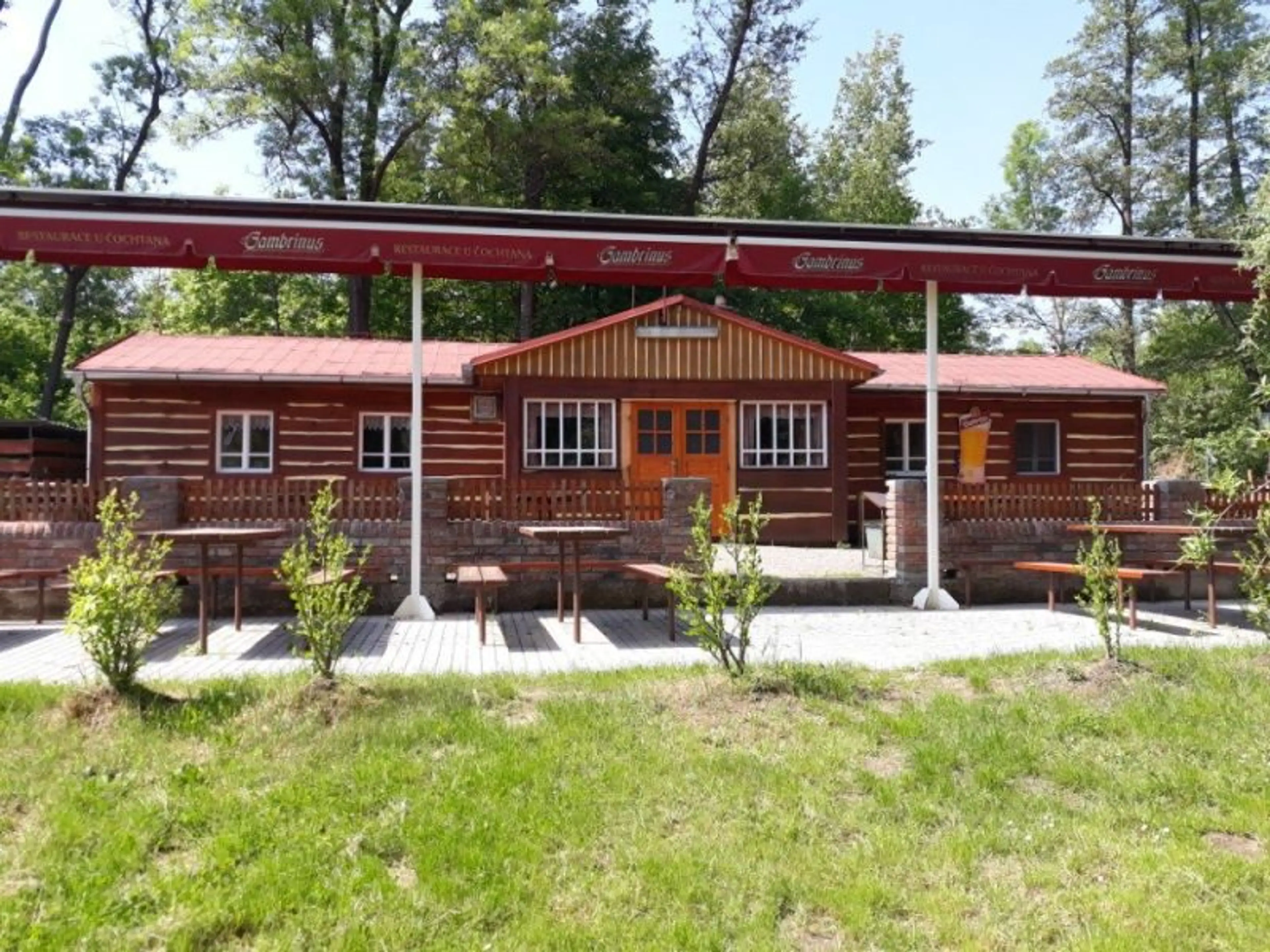 RESORT ČOCHTAN, kemp Lázně Bohdaneč carousel-image-1