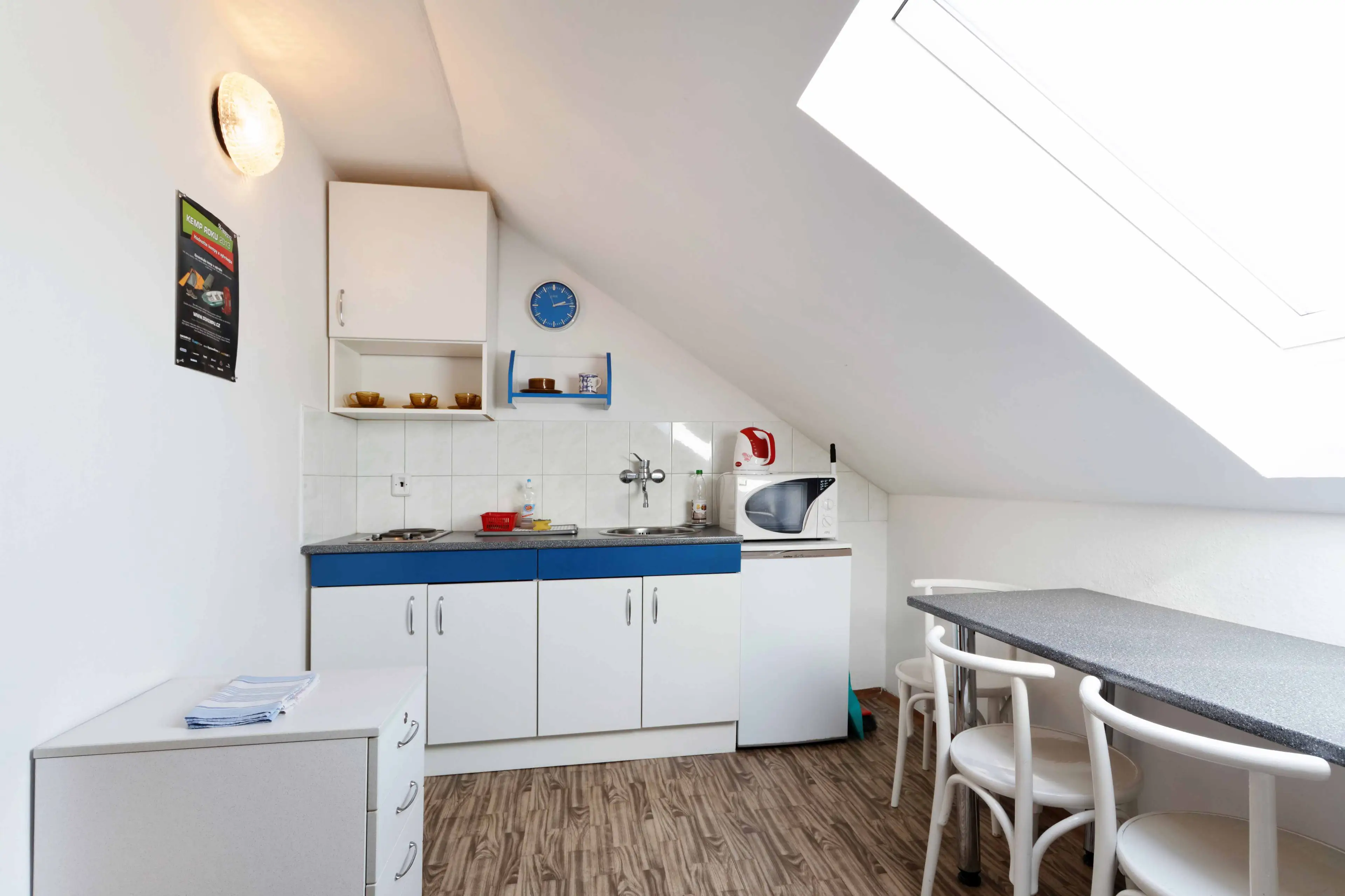 Camping Country carousel-image-10