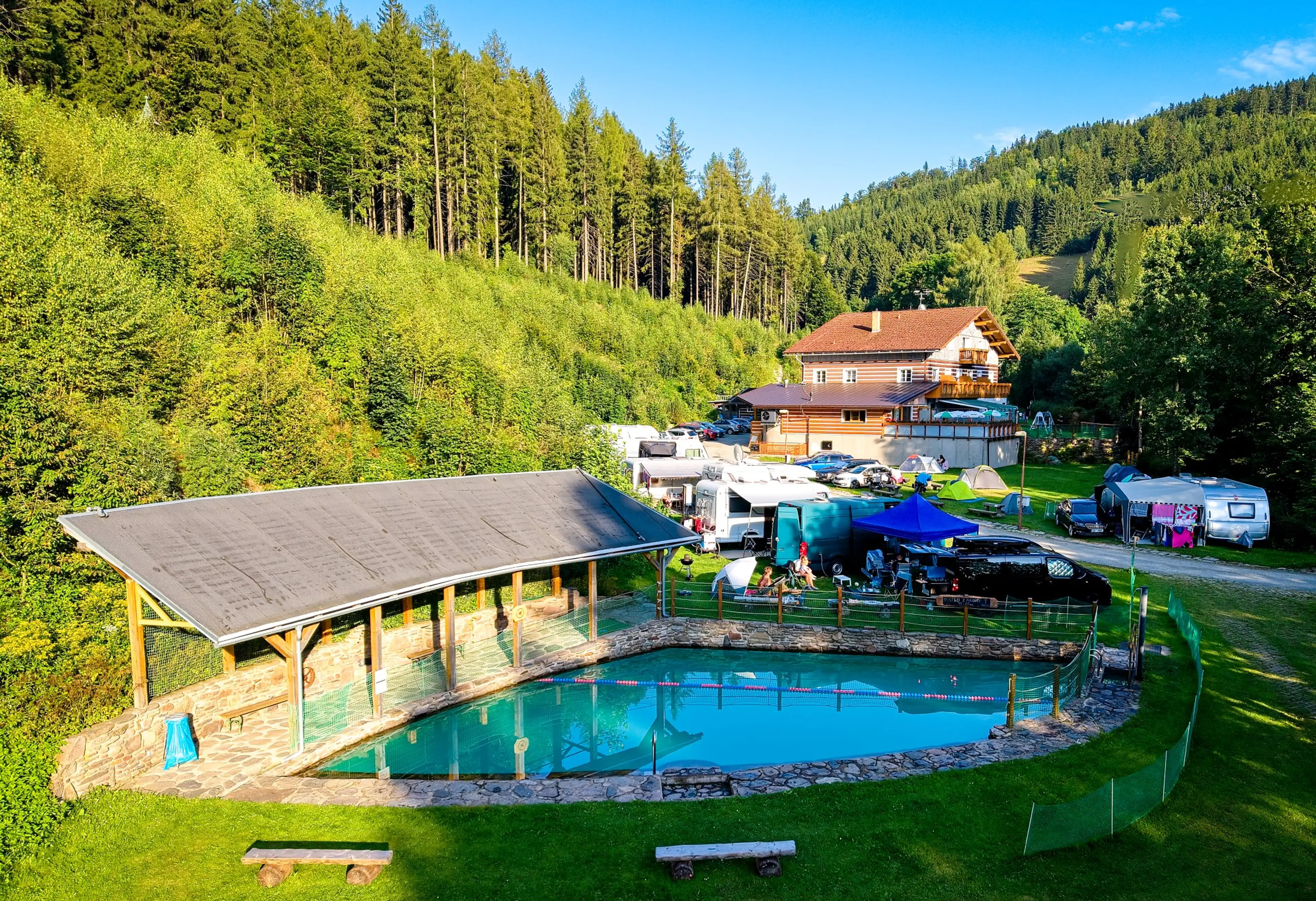 Zákoutí Apartmány Chatky Kemp carousel-image-2