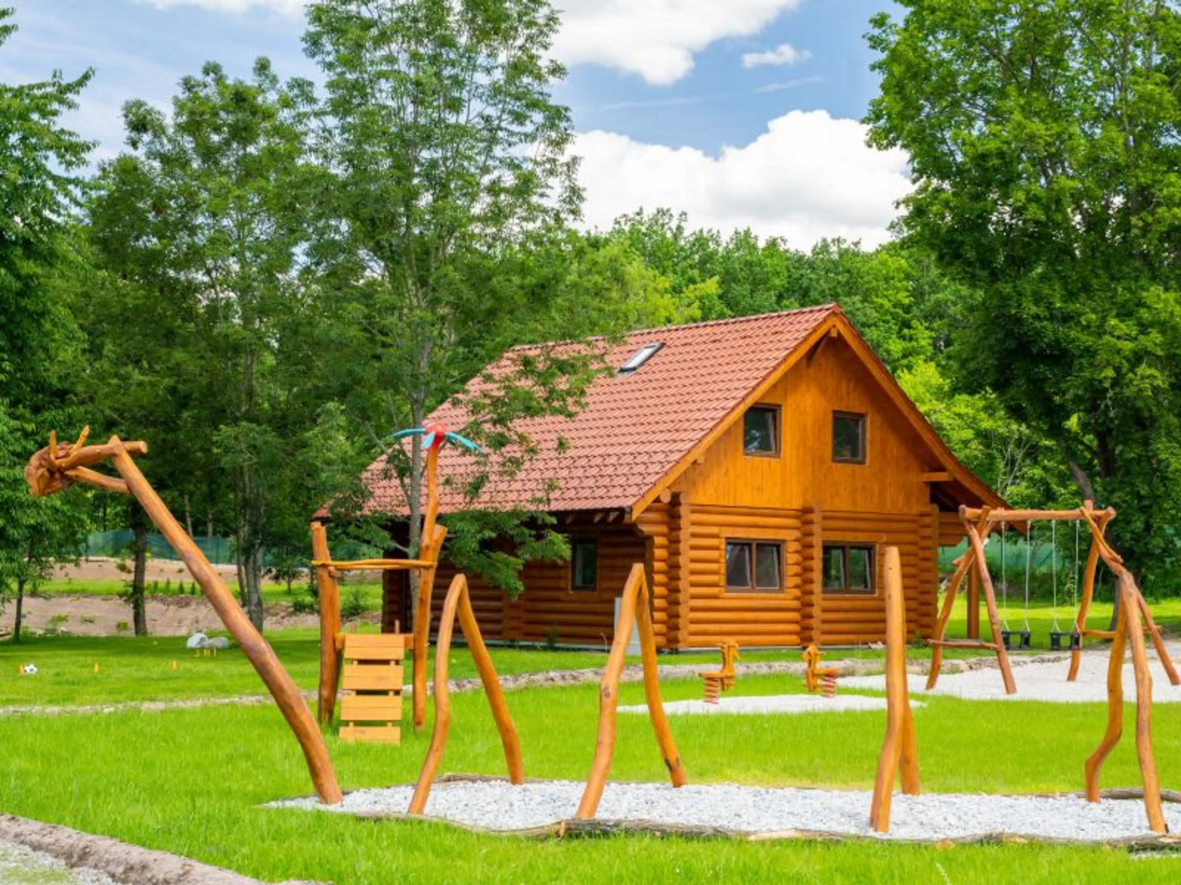 Srubový Kemp Zvíkov Village carousel-image-2