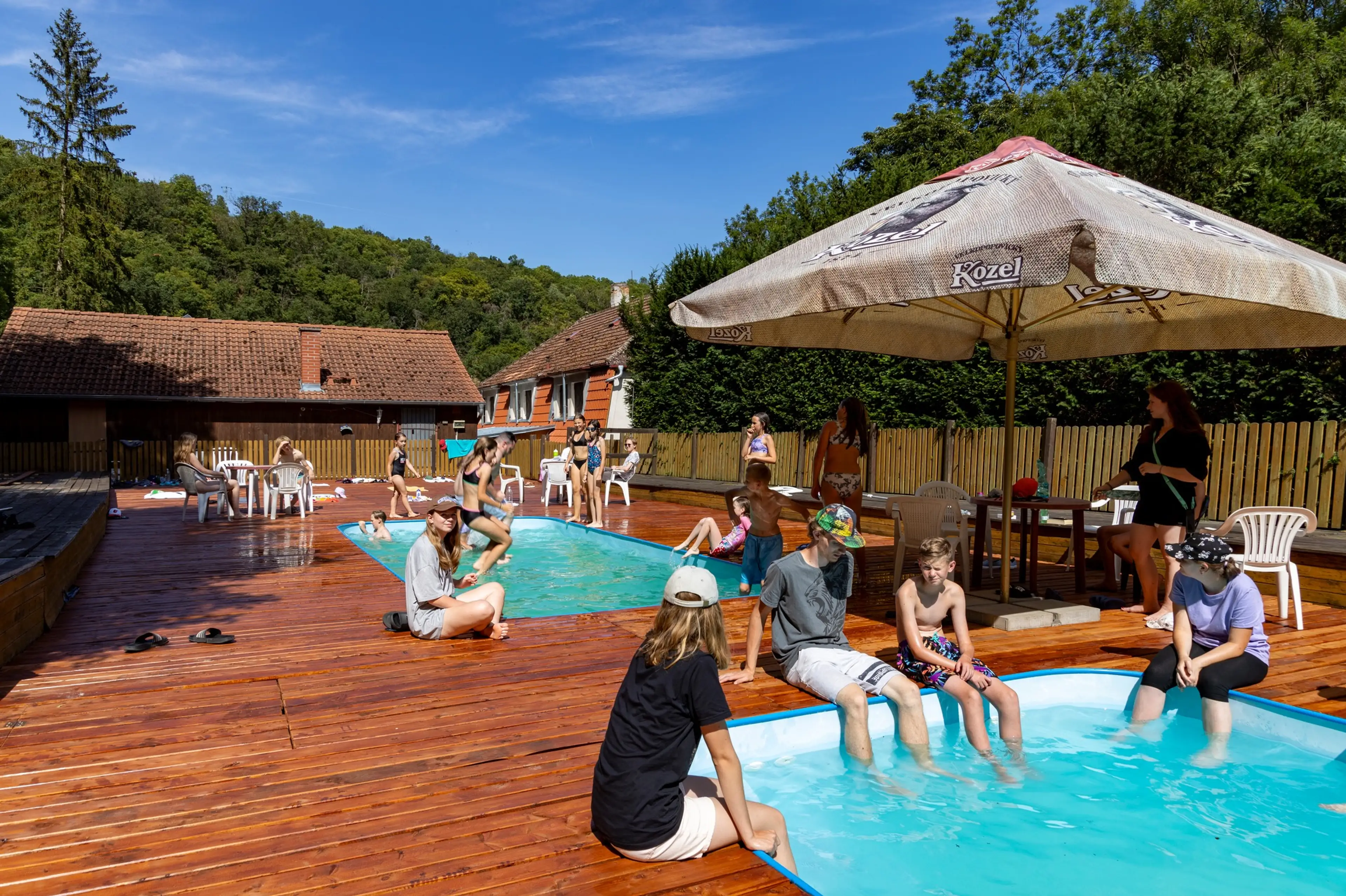 Rekreační středisko a kemp Opárno carousel-image-15