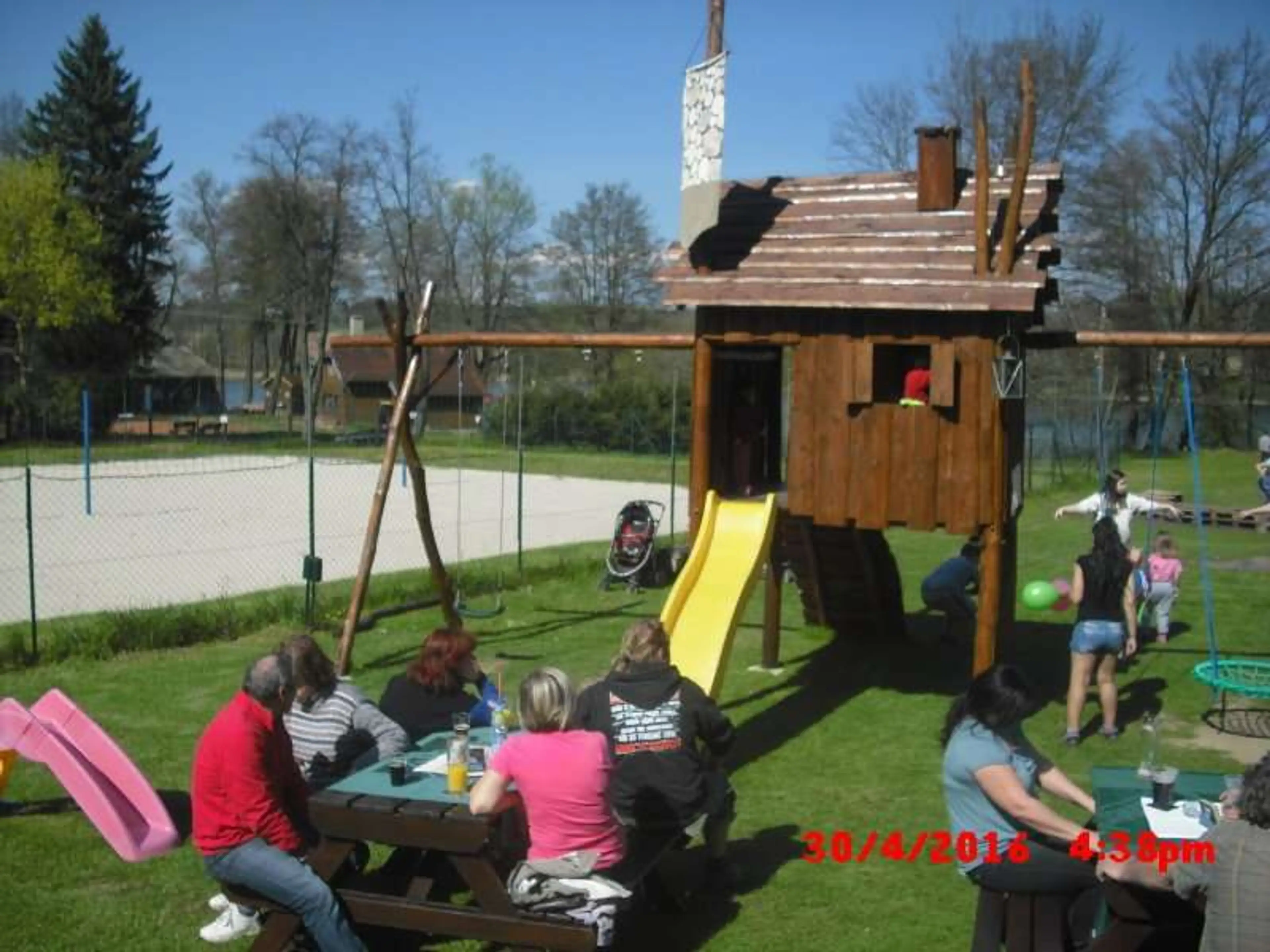 Kemp KNOFLÍK carousel-image-5