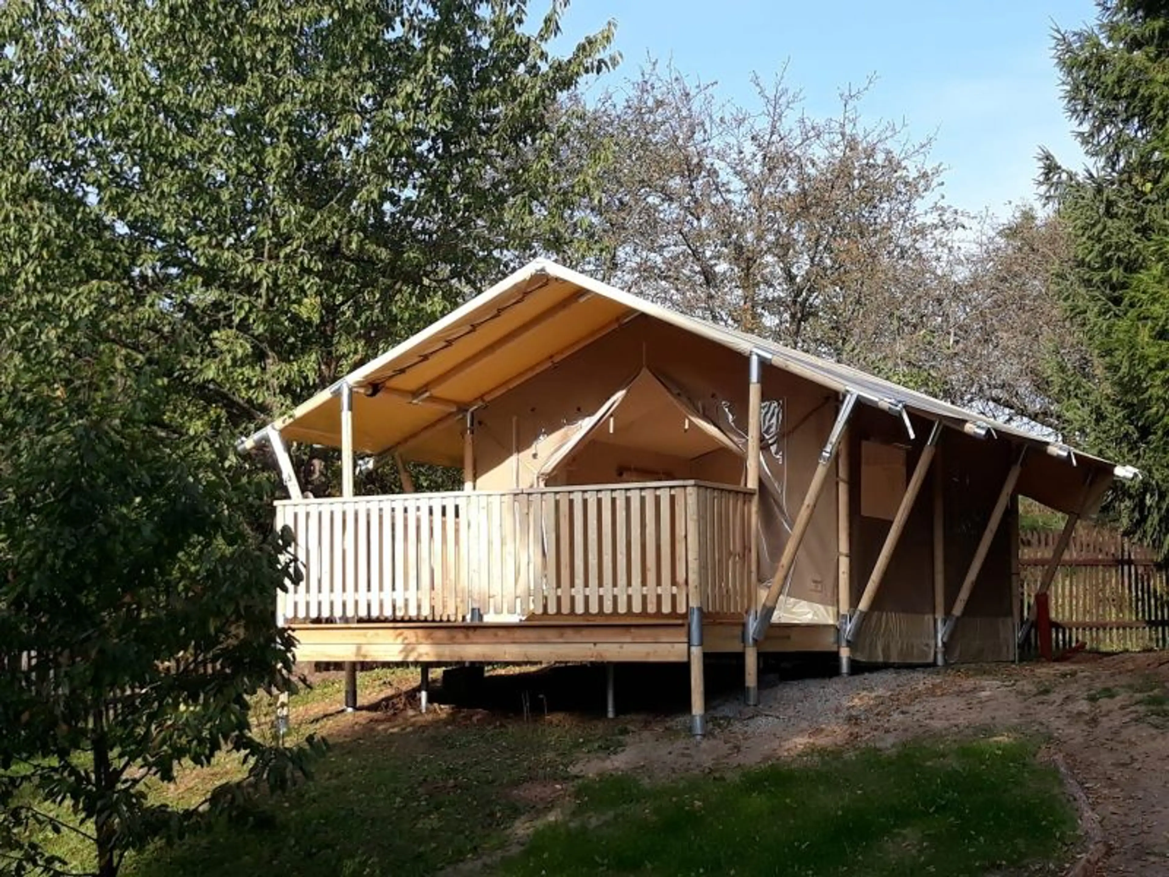 Glamping Český ráj carousel-image-1