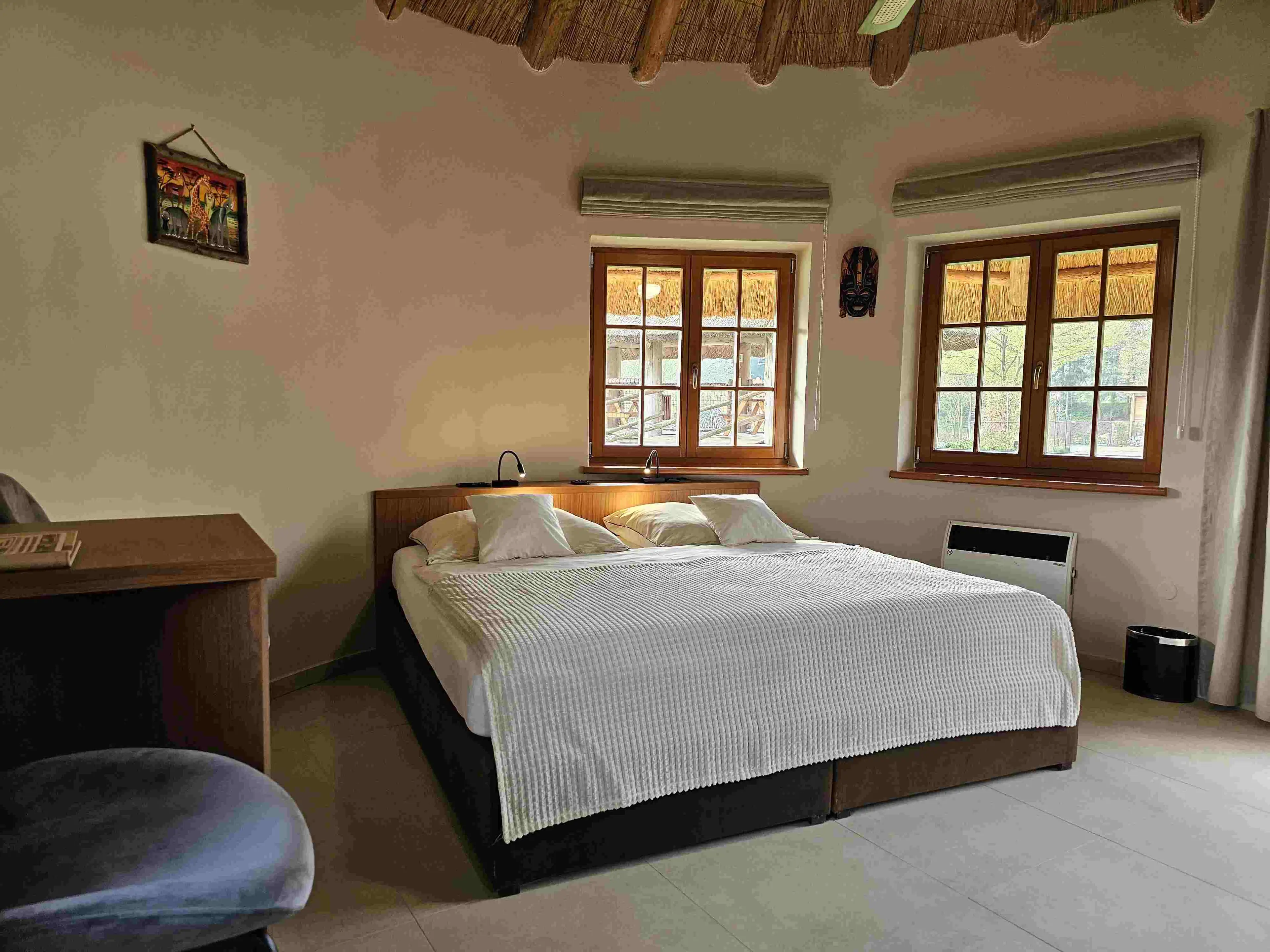 SAFARI PARK carousel-image-10