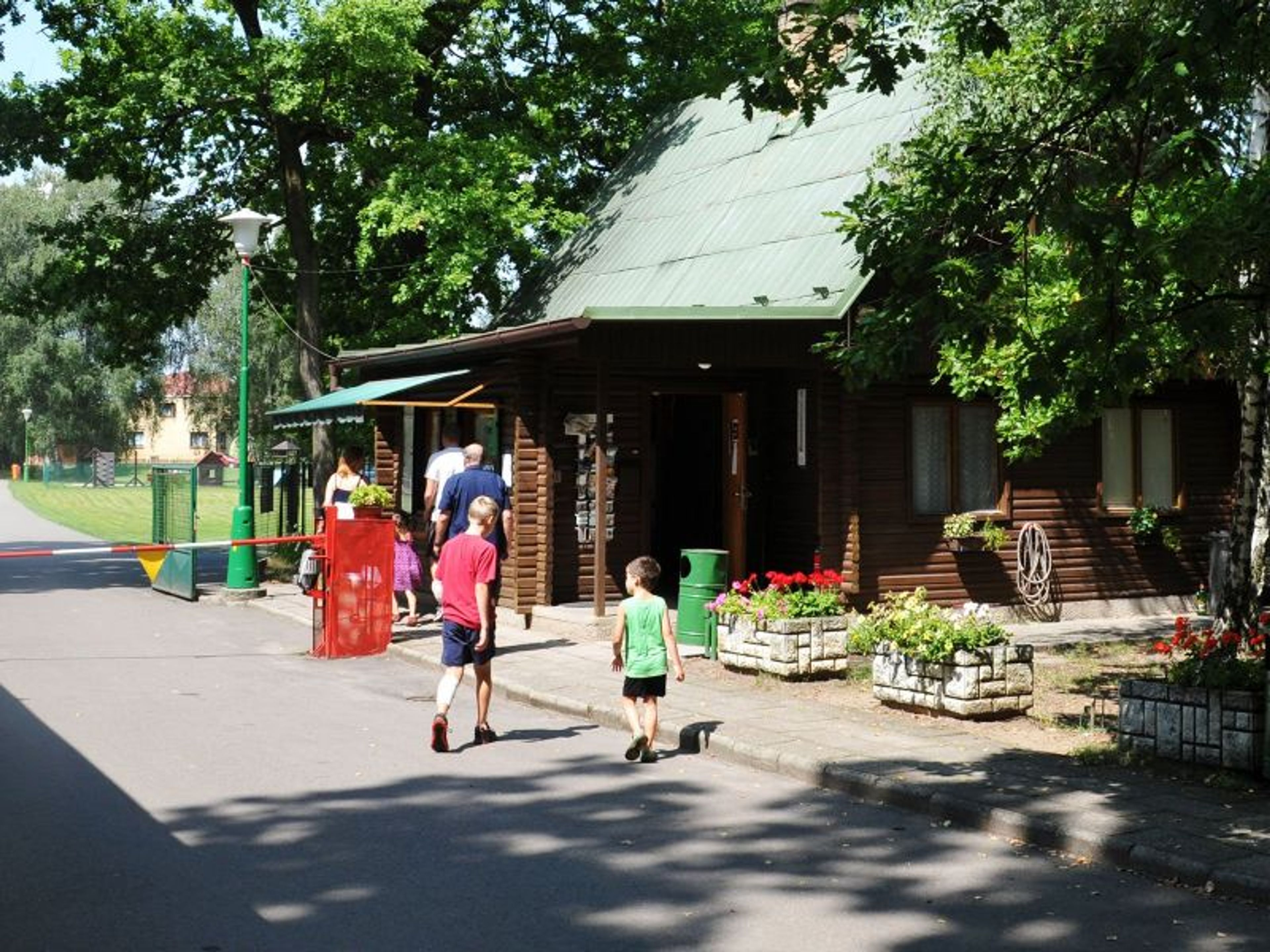 carousel-image-1